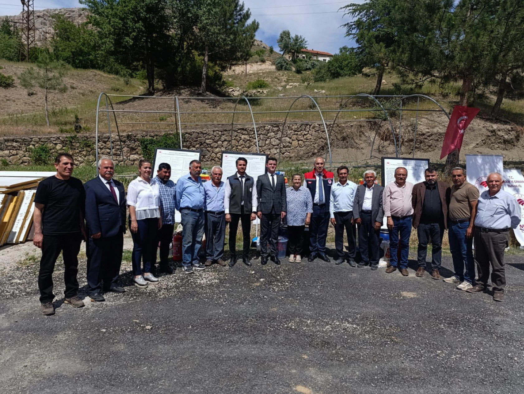 Hekimhan'da Çiftçilere Ekipman Desteği