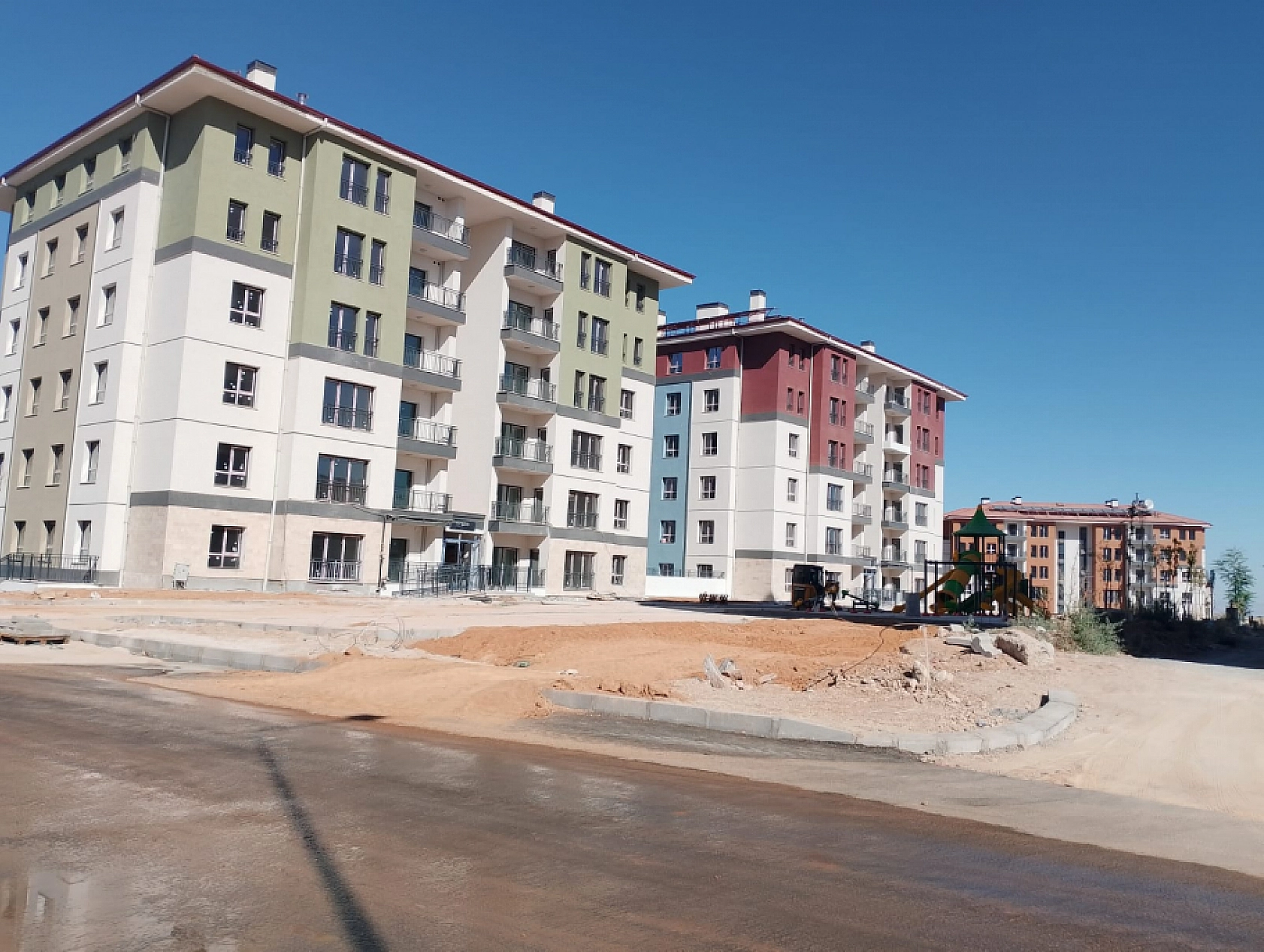 Malatya'da 662 konut ve 62 iş yeri tamamlandı: Vali Yavuz örnek daireyi tanıttı! İşte görseller...