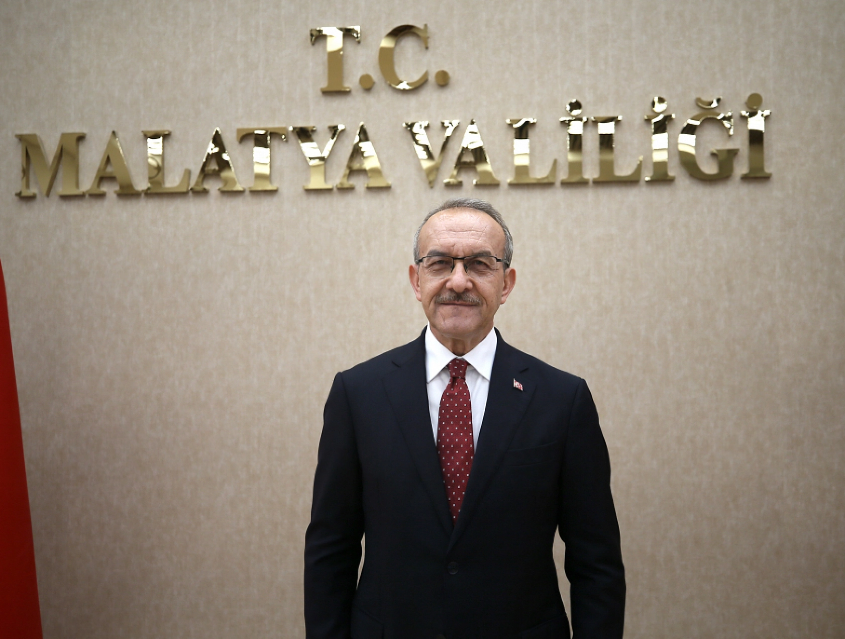 Malatya'nın hafızası yeniden inşa edildi! İşte tarihi valilik binasının görselleri....