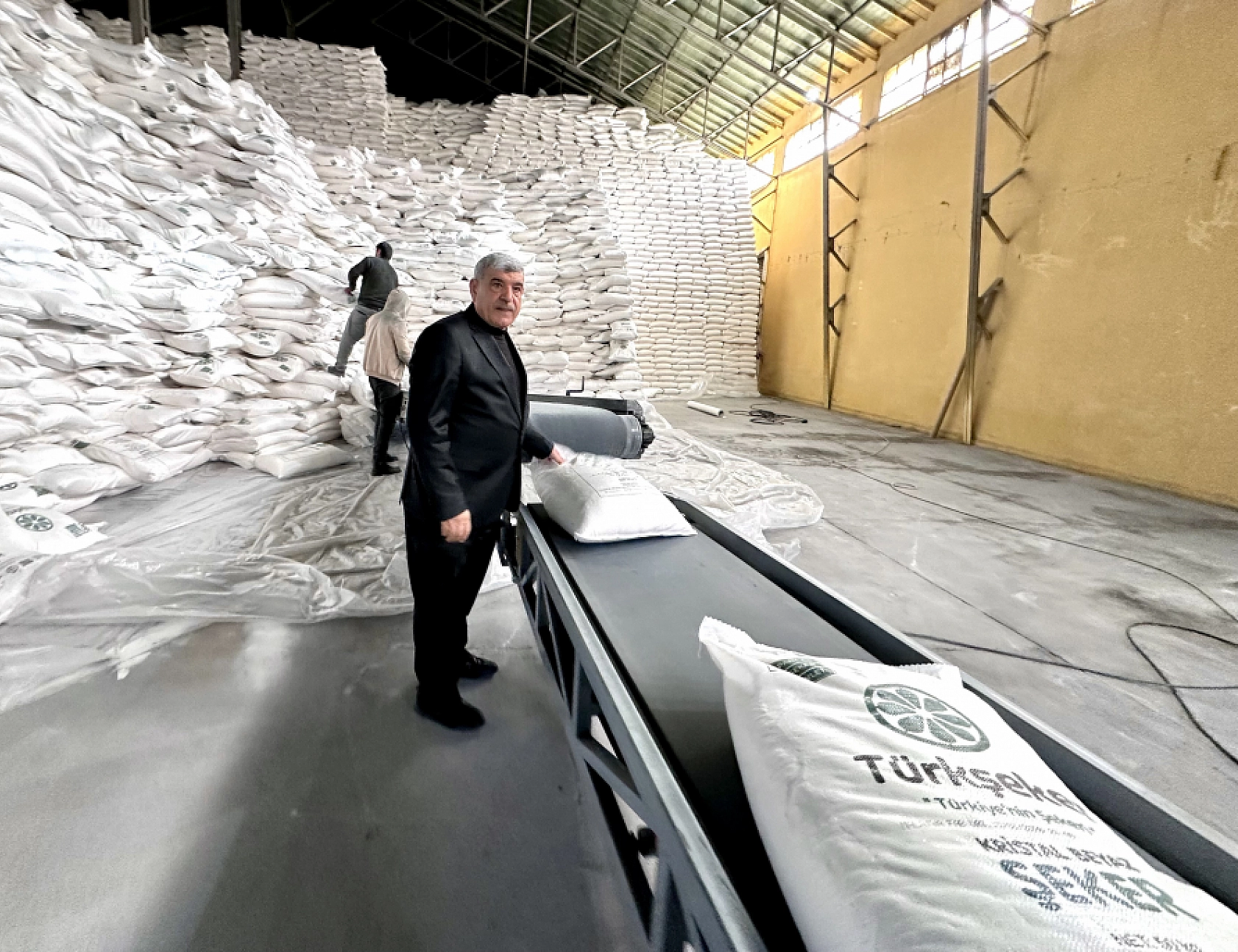 Kayısıda hayal kırıklığı yaşayan çiftçi pancarda teselli buldu!