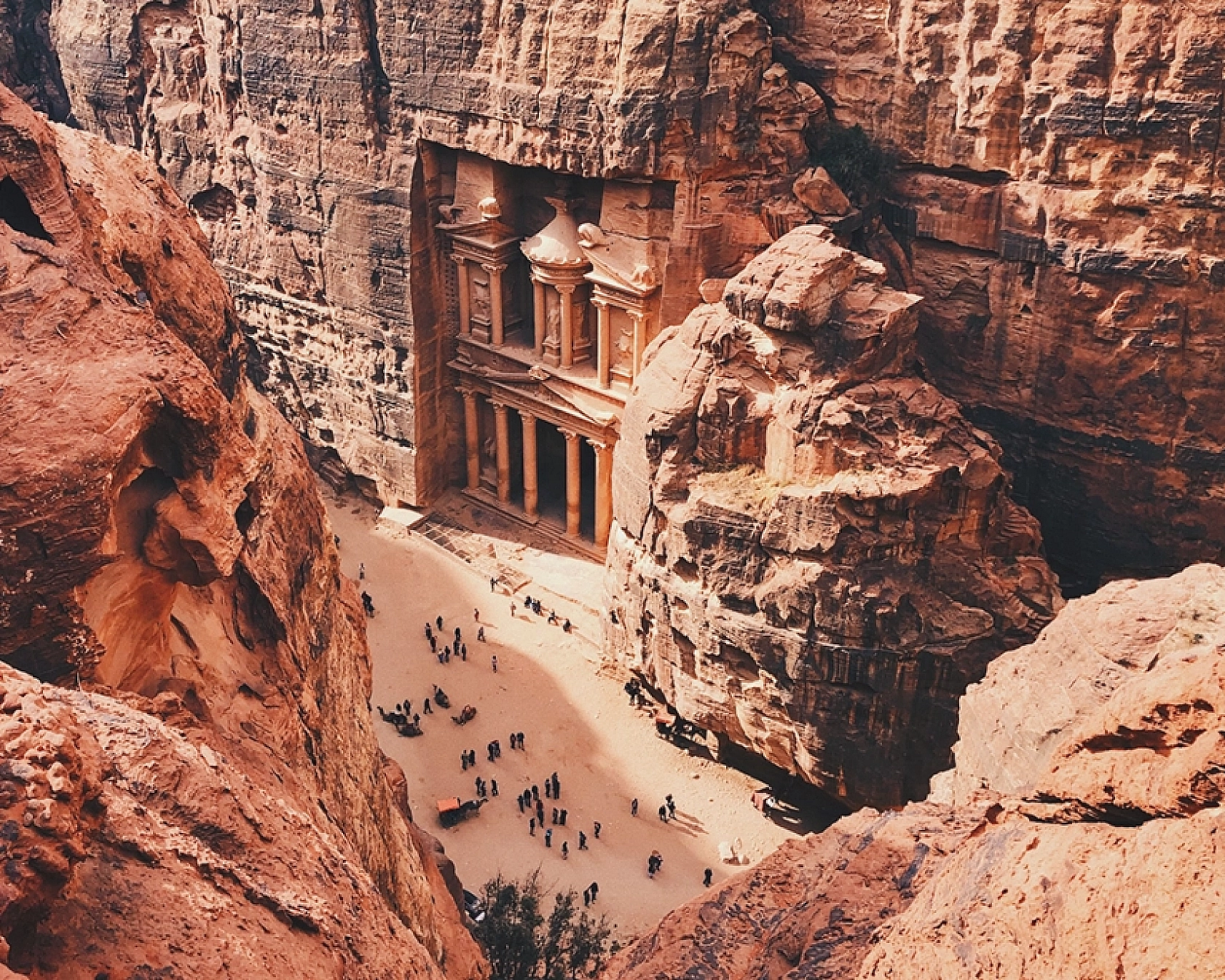 Malatyalılar Müjde: Kimlik veya Pasaportla giriş yapılacak ülkeler güncellendi…