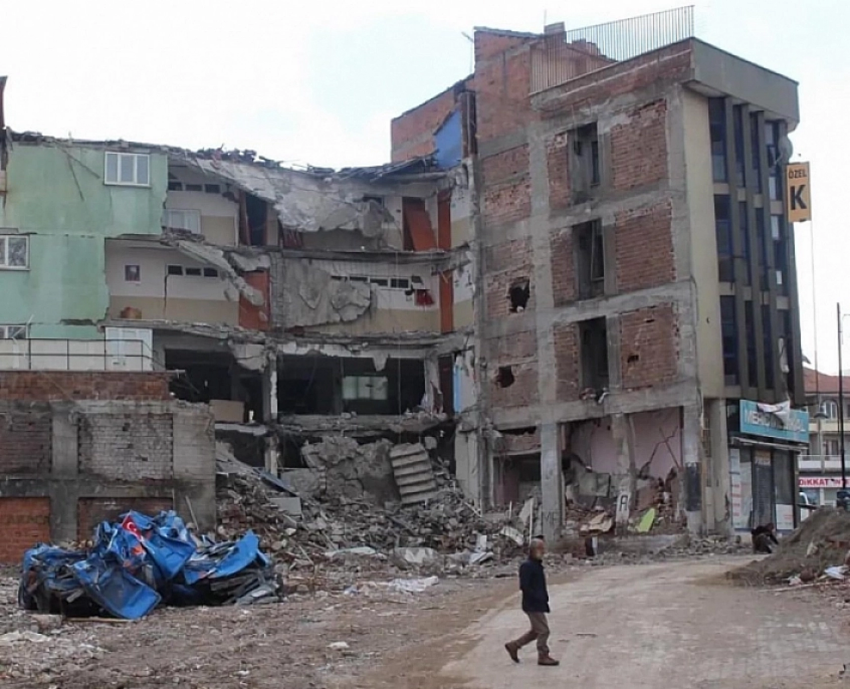 Malatya Şaşırtmadı... Zehirleniyoruz: Ölüm Hızında Birinciyiz!