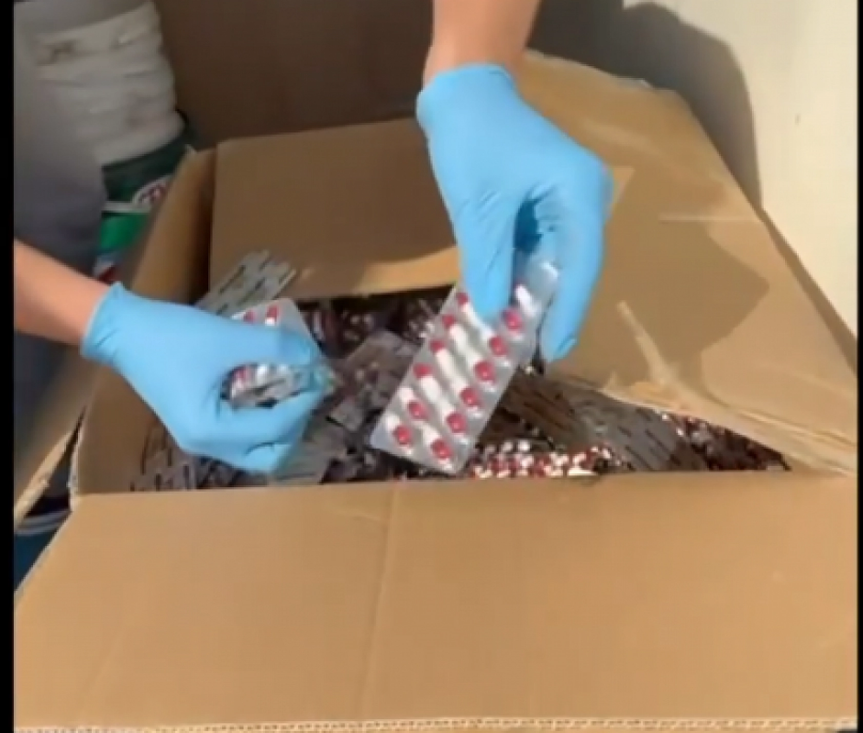 Malatya'da uyuşturucu tacirleri çökertildi: 357 bin 180 hap ele geçirildi