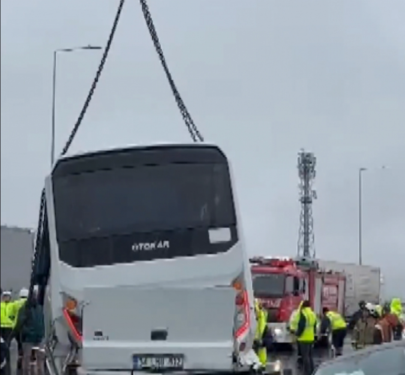 Feci Kazada Mucize Kurtuluş: Hayatını Kaybeden Polis Yeniden Hayata Tutundu!