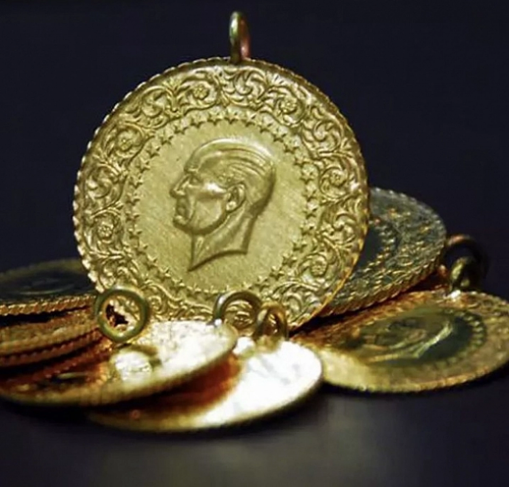 Altın düşüş mü yaşıyor? İşte 27 Aralık güncel fiyatlar…