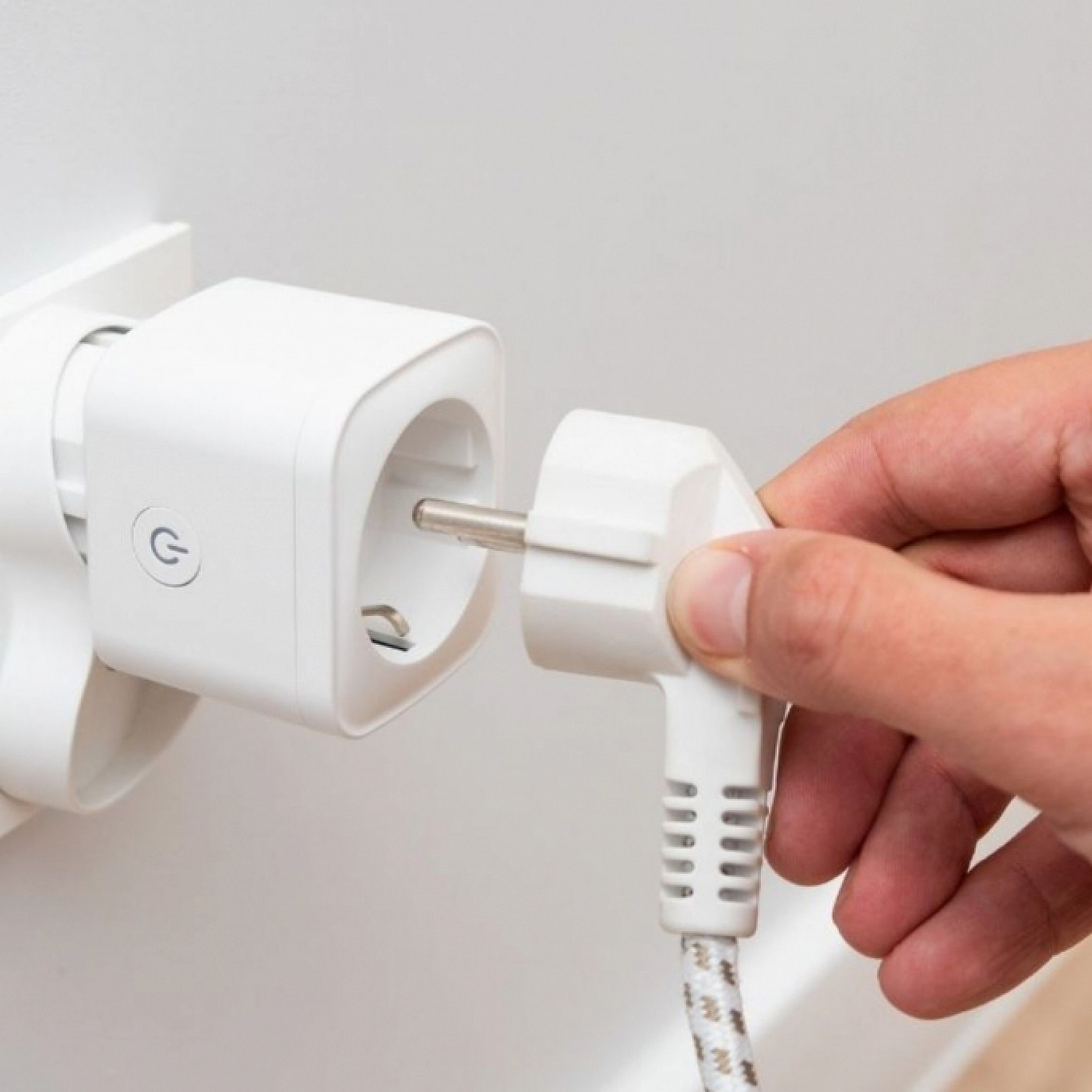 Malatyalılar Dikkat! Prizdeki Kıvılcımlar Yangına Dönüşebilir!