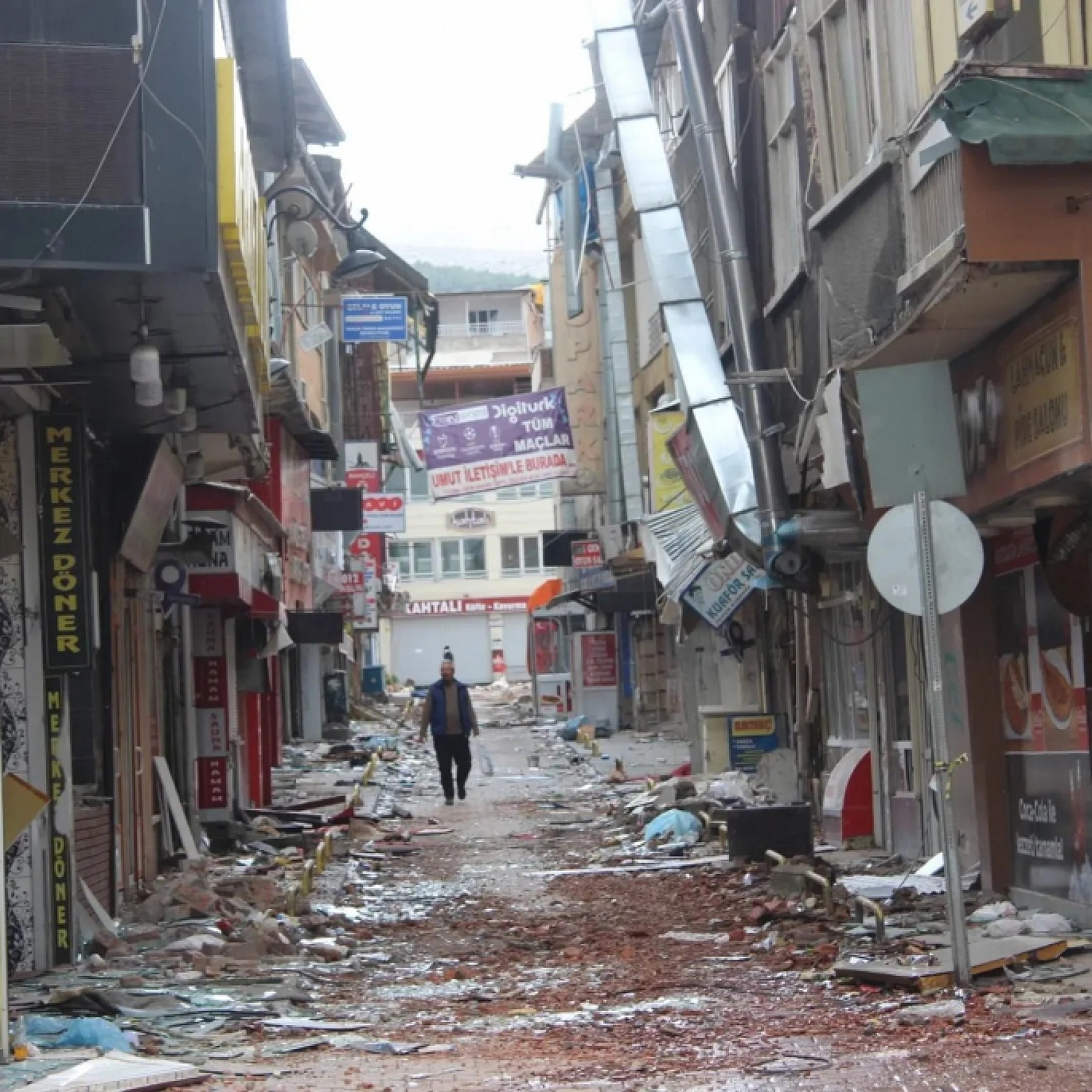 Bilimsel Verilerle O Bölge İşaret Ediliyor. En Riskli Bölgeleri Uzman Açıkladı...! Malatya'dan Sonra Bakın Hangi İl…