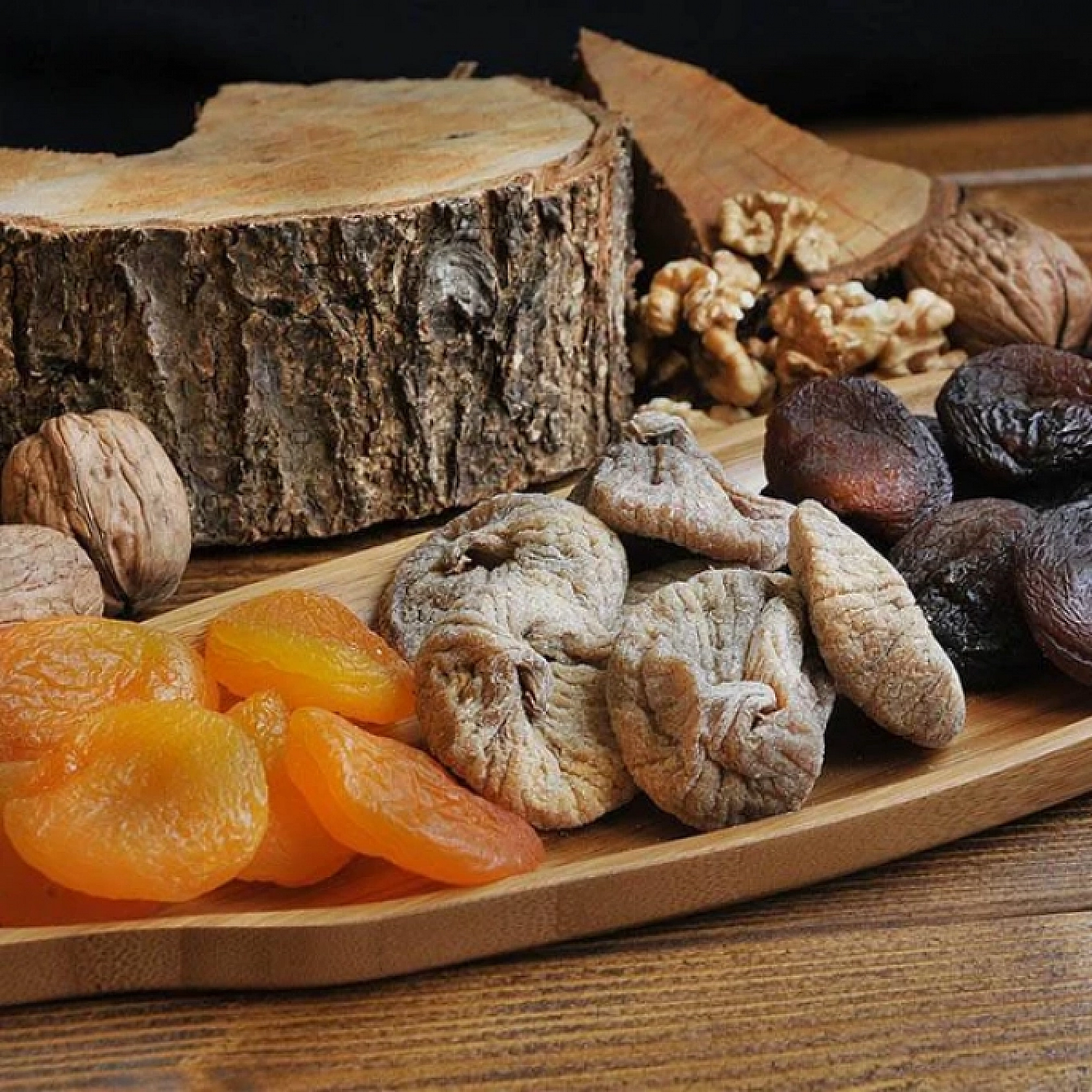 Kuru Kayısı Fiyatı Şaşırttı: Bu Defa Marketler Değil Üretici Kazandı!