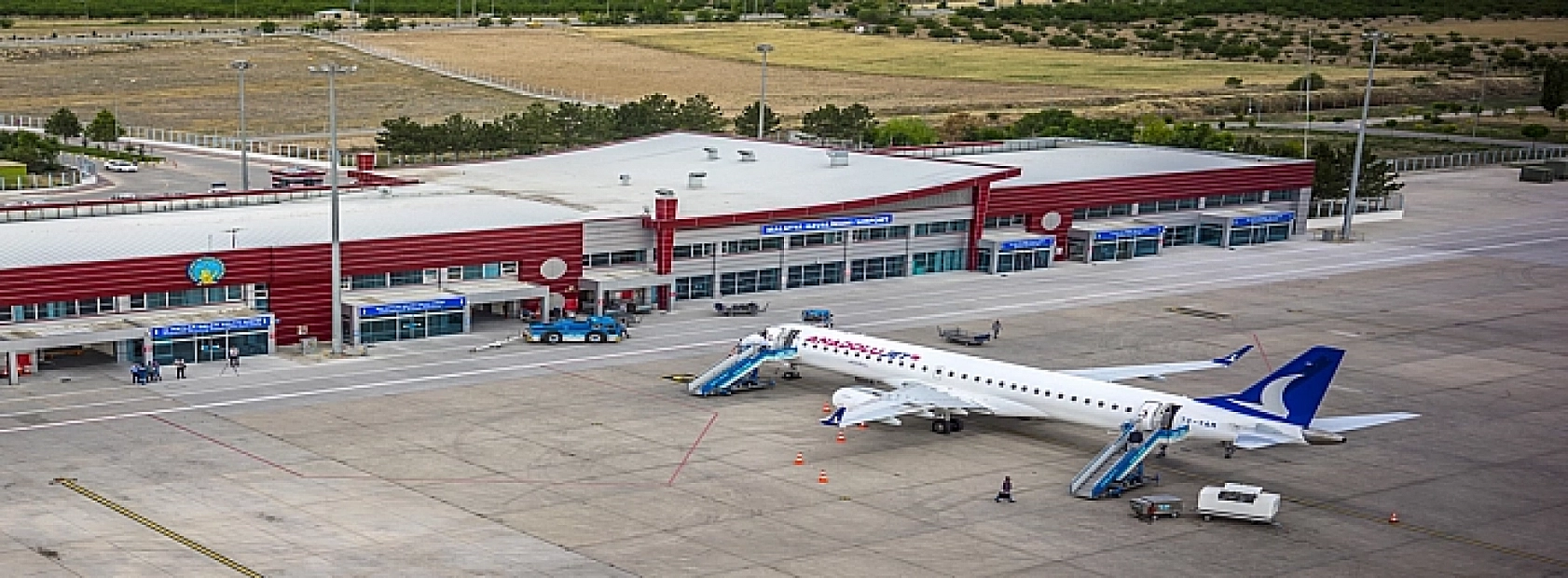 Malatya'da 70 binden fazla yolcu uçtu