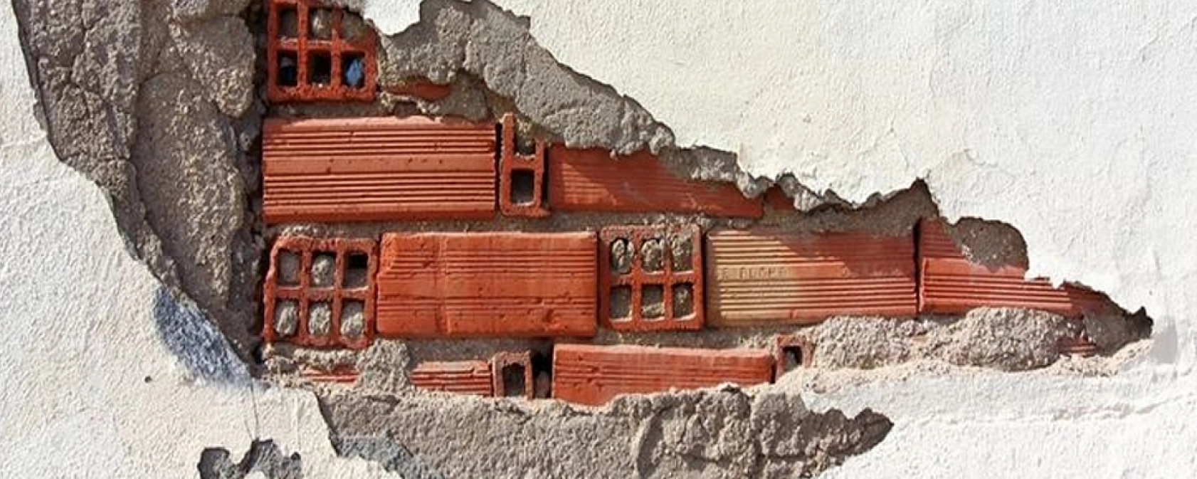 Riskli Yapı Sahipleri Dikkat! Kanun Değişti, Güçlendirme Şartları Açıklandı..!