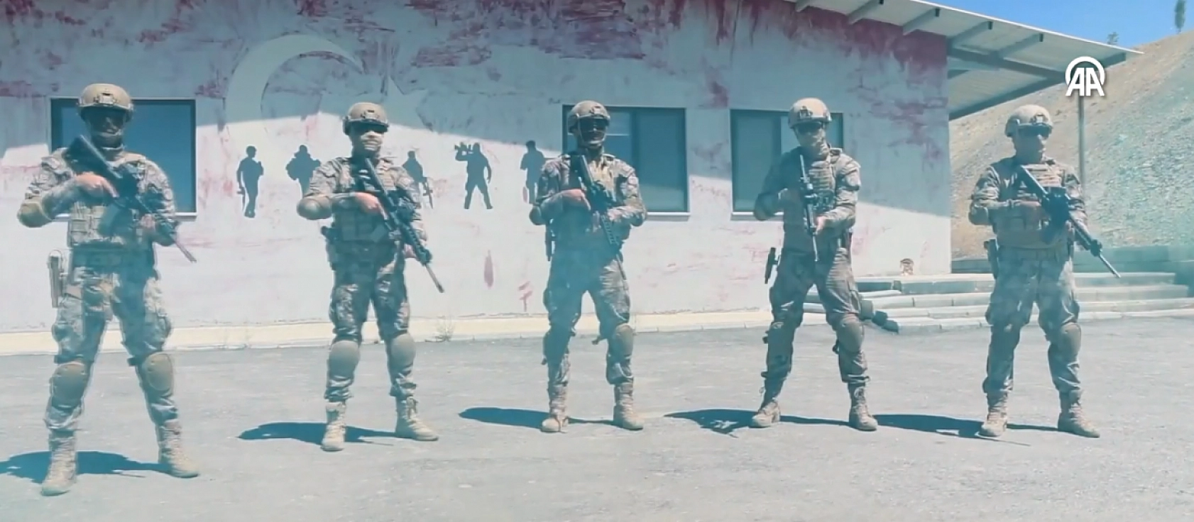 Malatya'da PÖH Timlerinden Gerçeği Aratmayan Tatbikat