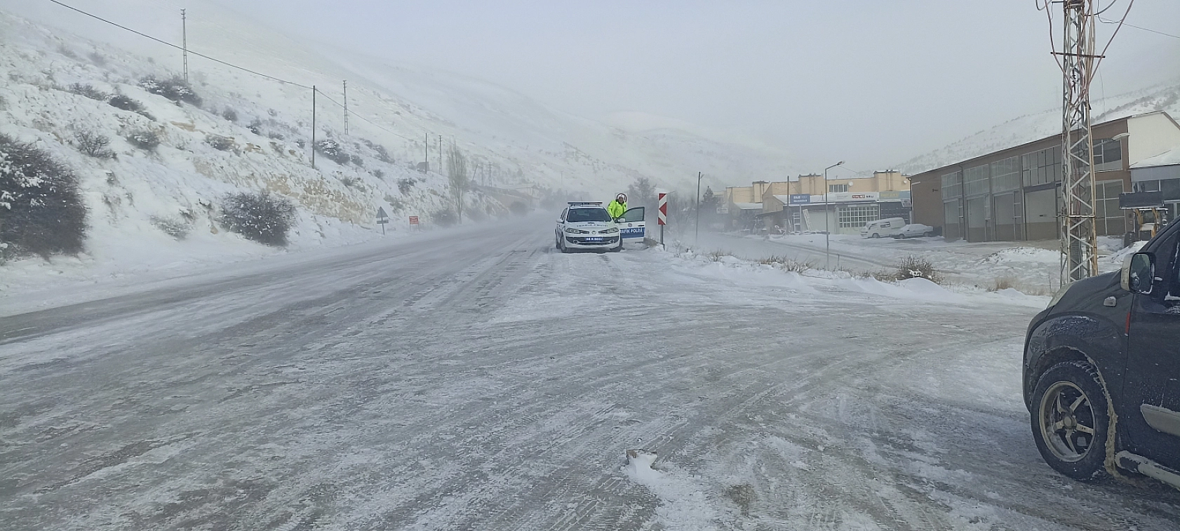 Malatya'da Yoğun Kar Yağışı, Buzlanma ve Don Uyarısı!