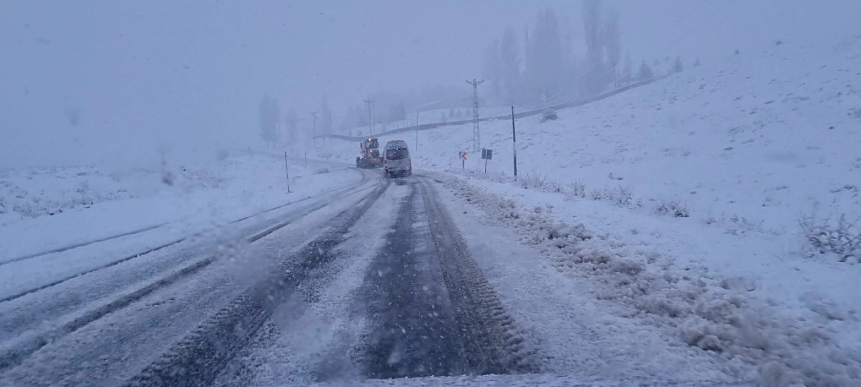 Kubbe Dağı beyaza büründü