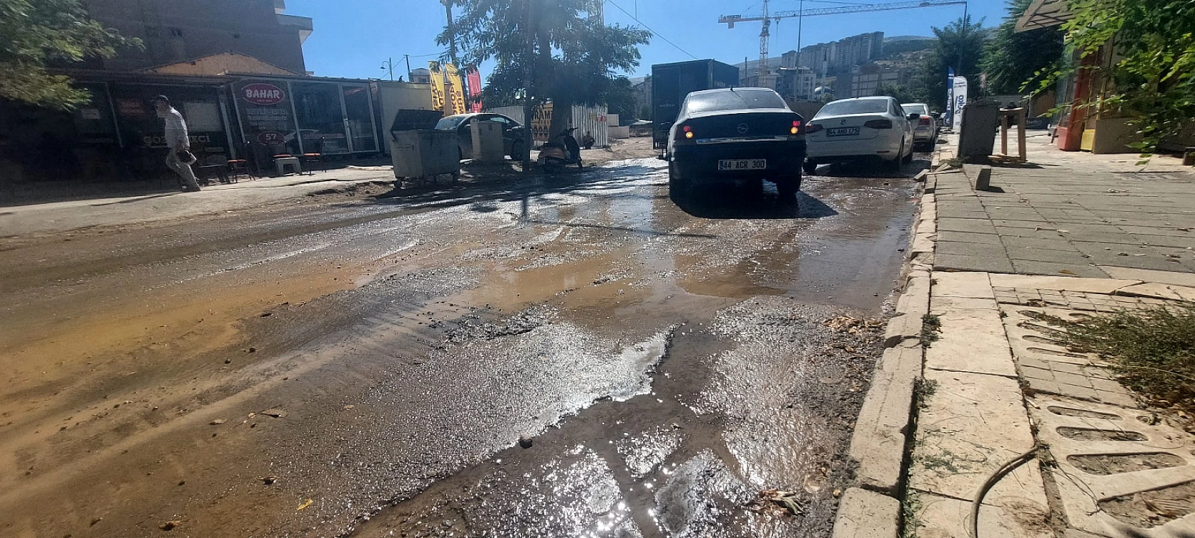Başkan Er' 'Tarıma kazandırılacak' demişti: Kuraklıkla boğuşan Malatya'da su boşa akıyor…