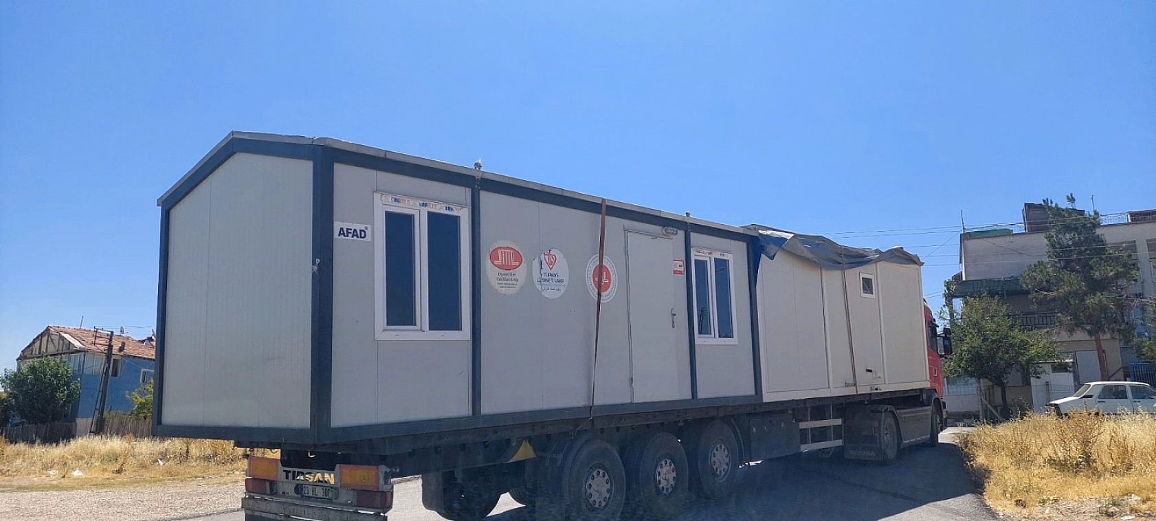 Kahramanmaraş Konutlara Geçiyor, Malatya konteynerden konteynere sürünüyor