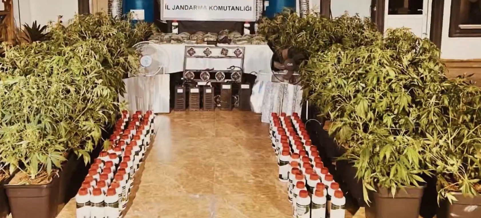 23 ilde uyuşturucu çetelerine büyük darbe: 6 milyon hap ele geçirildi