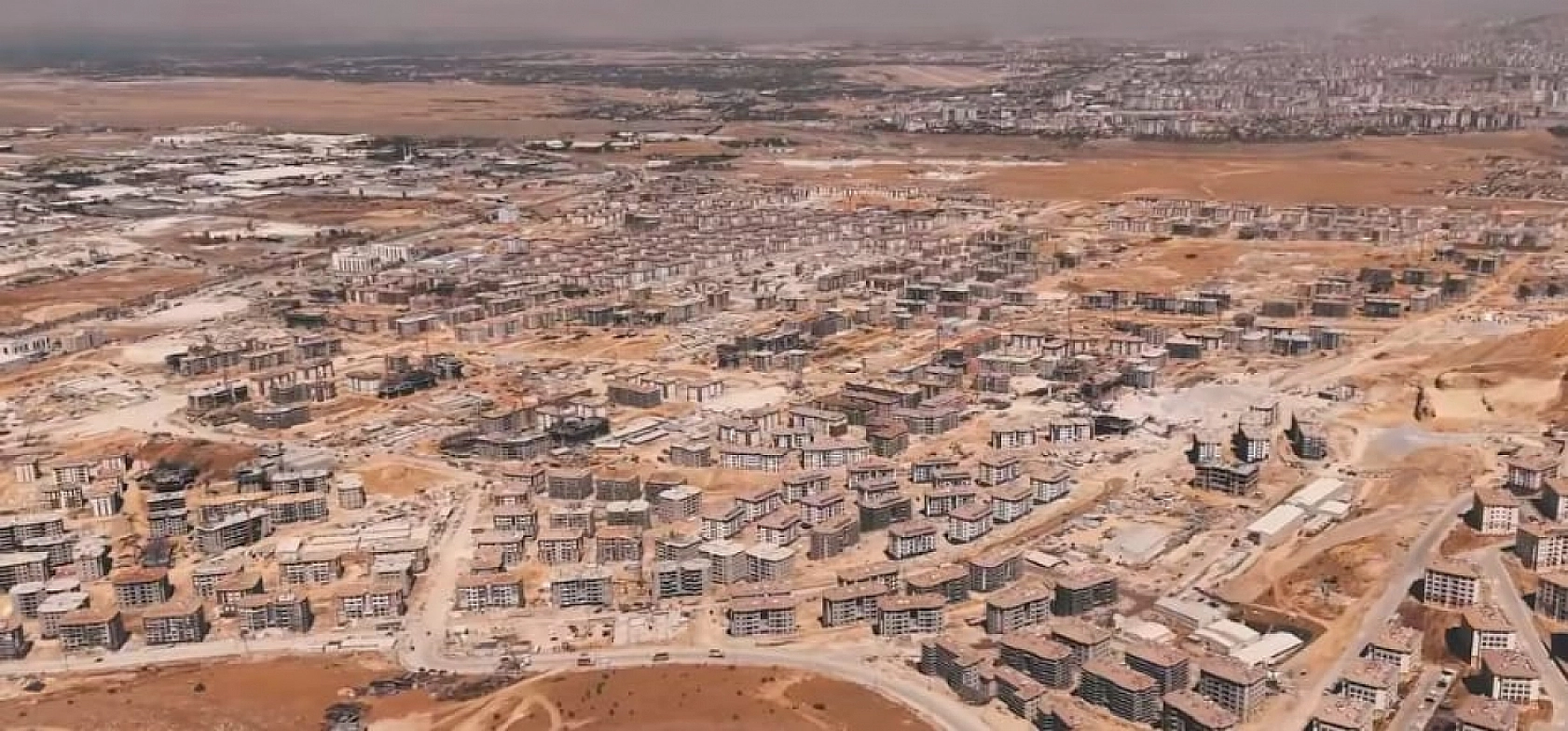 TOKİ paylaştı: Türkiye'nin En Büyük Şantiyesi Malatya'da…