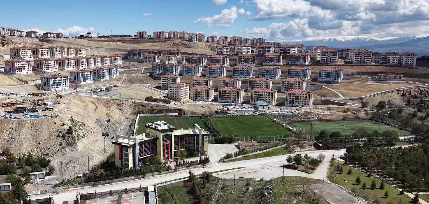 Malatya'da Dev Teslimat: Bin 235 Konutun Anahtarları 6 Nisan'da Veriliyor!