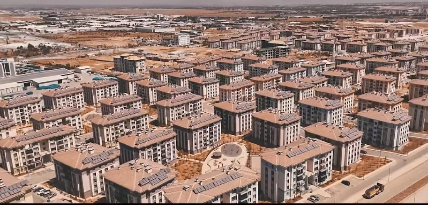 Bakan Açıkladı: TOKİ'den yüzde 25 indirim kampanyası! Gençlere ve 3 çocuklu ailelere de müjde