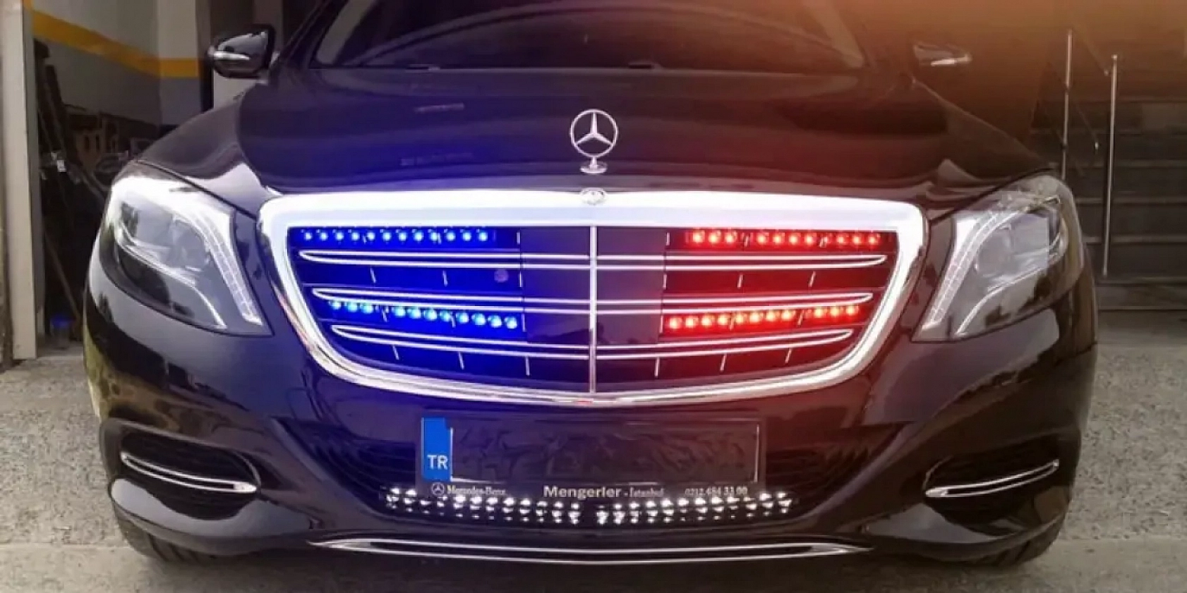 Çakarlı Araçlara Büyük Darbe! 10 Binden Fazlası Ceza Yedi...