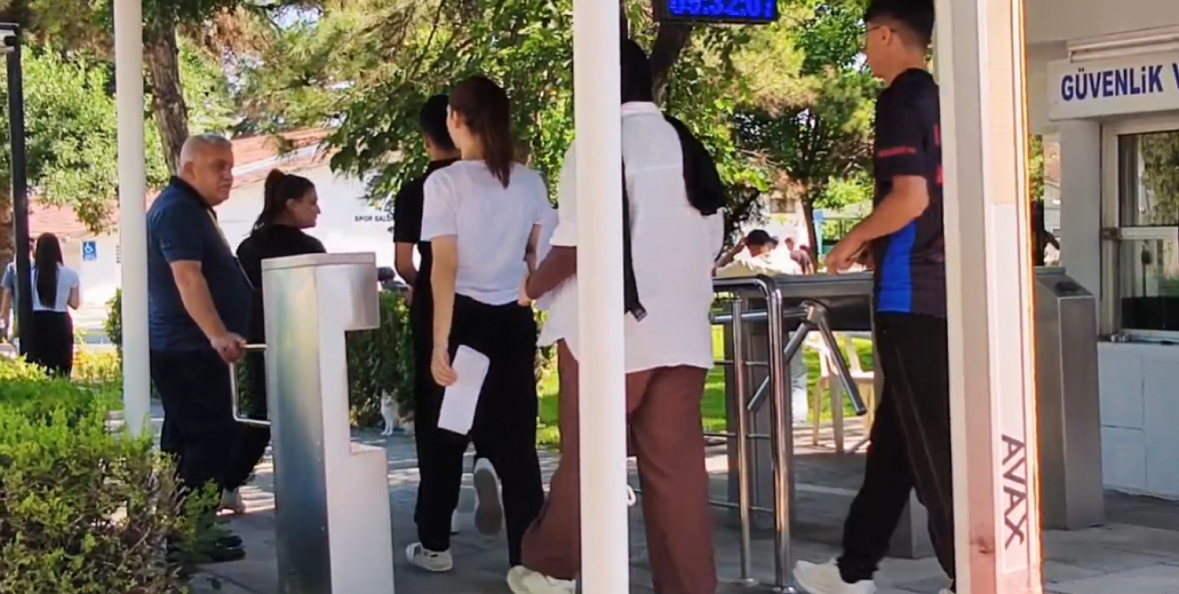 Malatya'da AYT heyecanı: Binlerce aday üniversite hayaline koştu