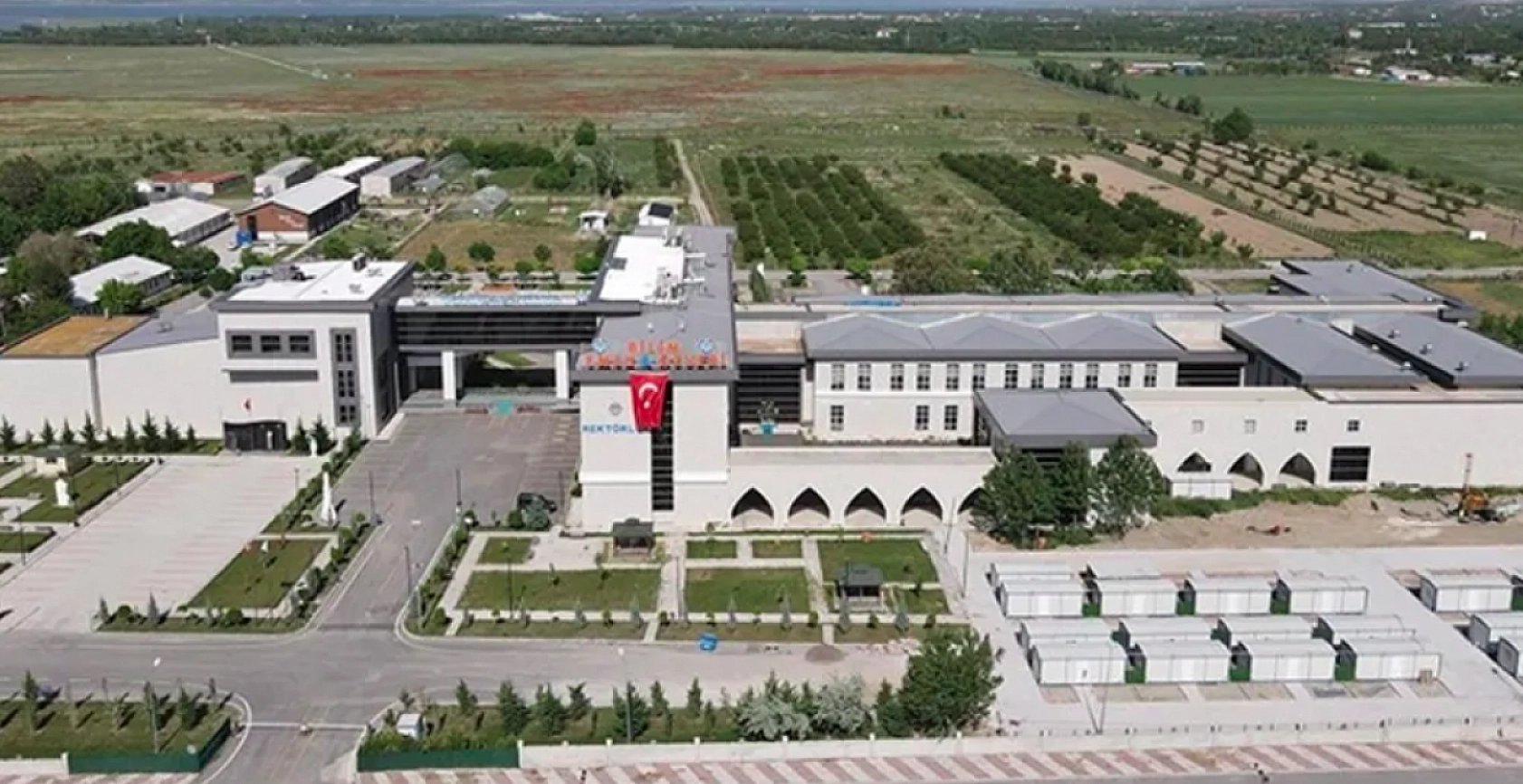 En iyi üniversiteler listesinde Elazığ var, Malatya yok!..