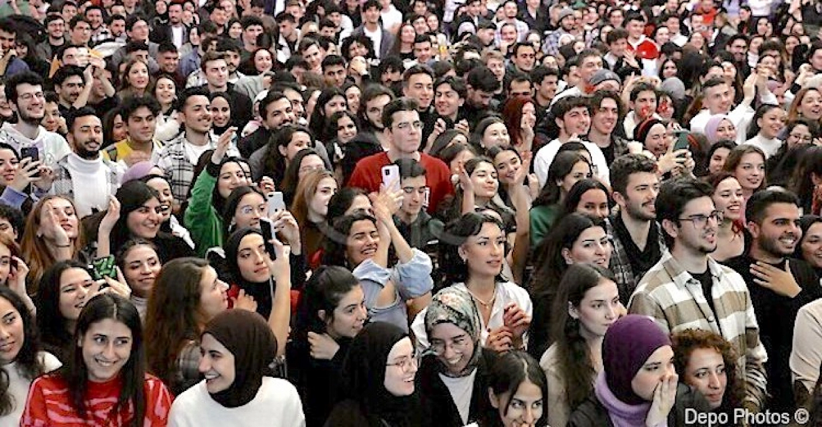Her 10 gençten biri göç ediyor! Peki gençler neden göç ediyor?