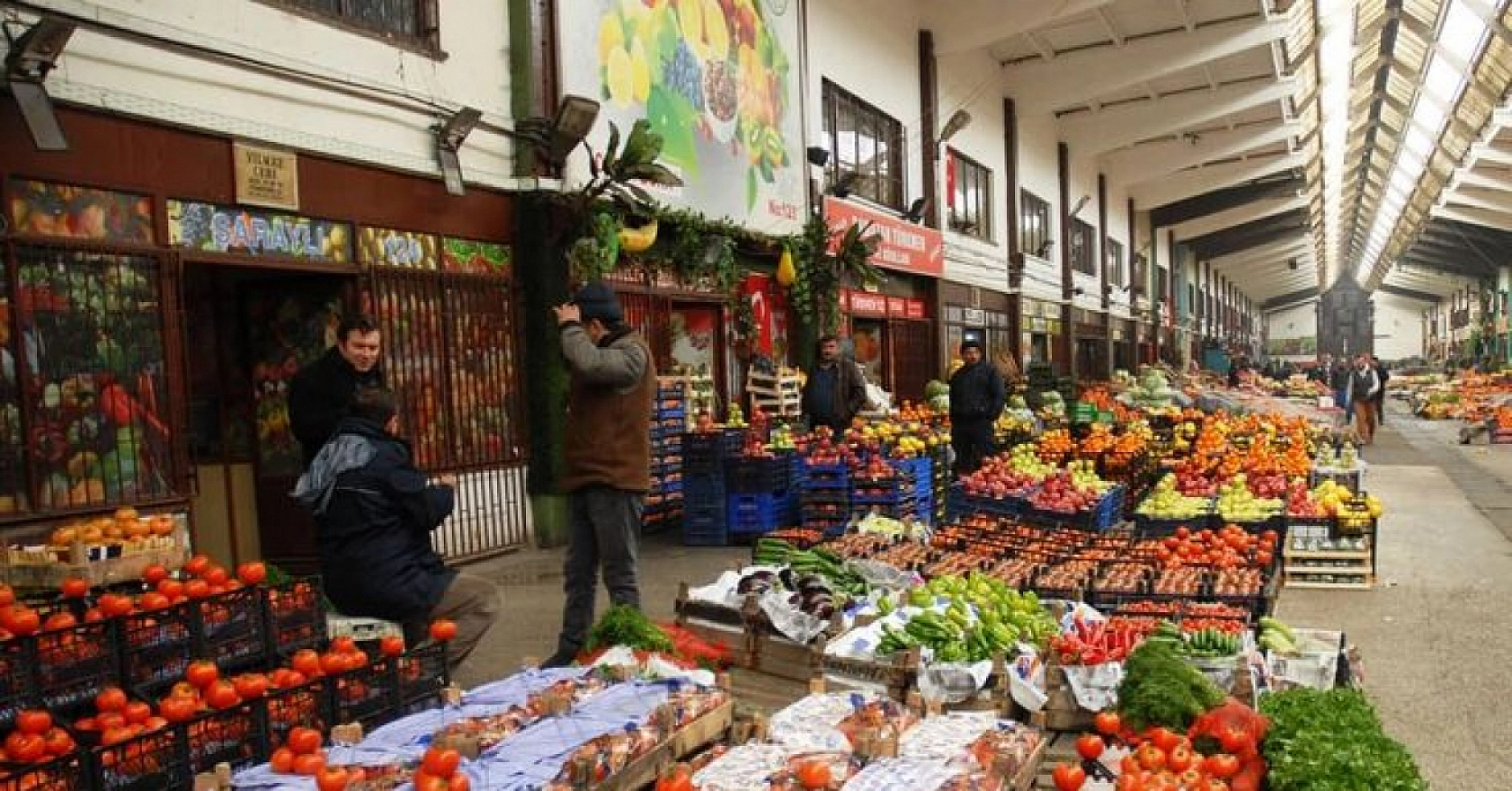 Uygun Fiyata Alışveriş Yapmak İsteyen Vatandaşlar Malatya Haline Koşuyor: Peki Halde Fiyatlar Nasıl? İşte 12 Ocak Fiyat Listesi…