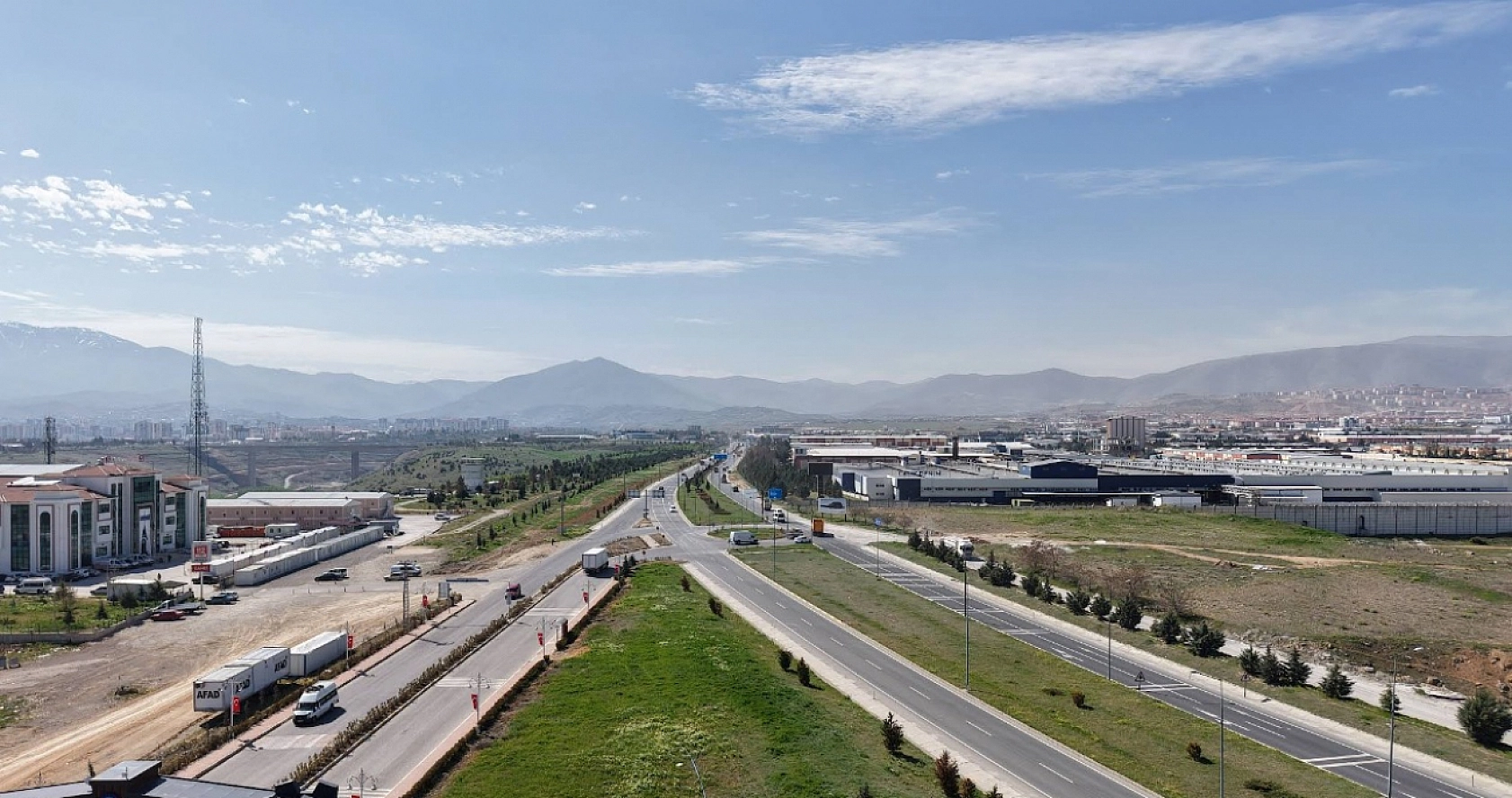 Elazığ'da 300, Adıyaman'da 600, Kahramanmaraş'ta 750 Bin TL, Malatya'da 2.5 Milyon TL
