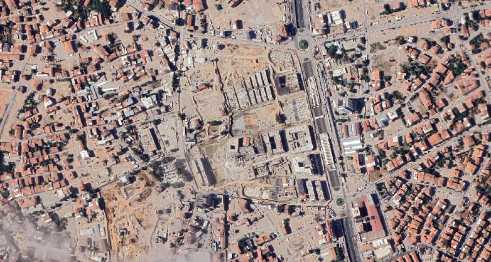 Malatya'da Depremin Yıkıcı Boyutu Gözler Önüne Serildi..