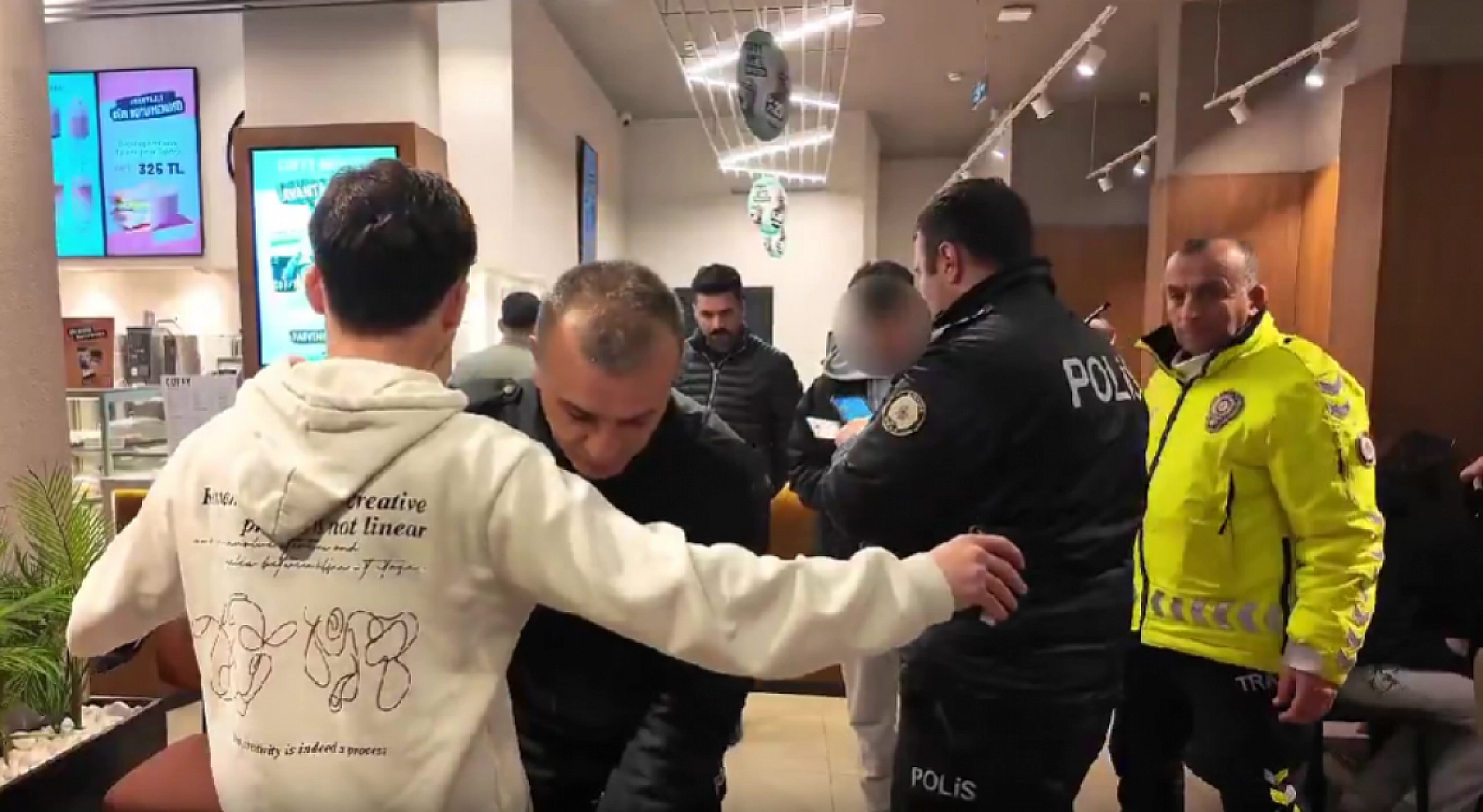 Malatya'da 'Huzur 44' Operasyonu: 13 İlçe Didik Didik Arandı