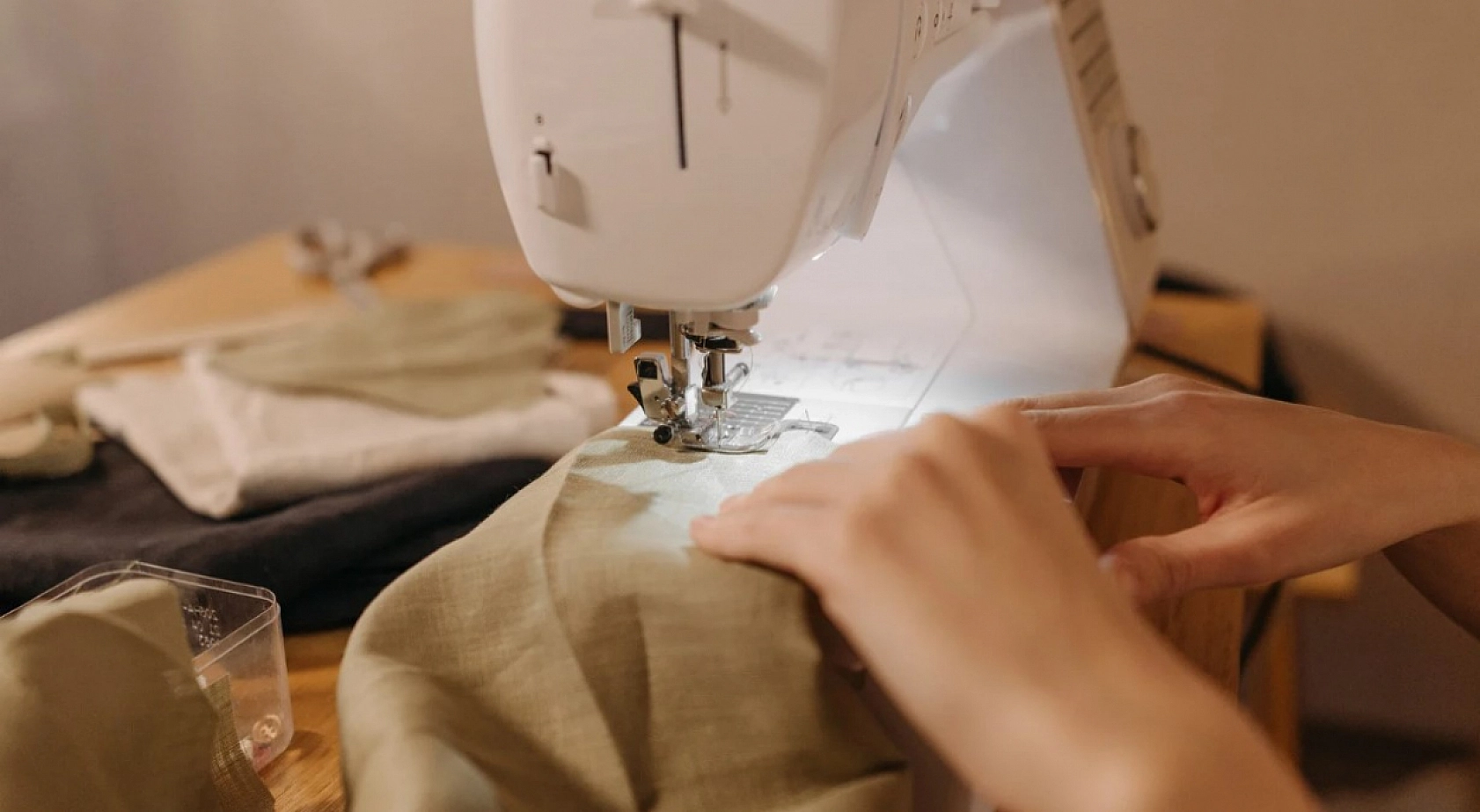 Giyimde fiyatlar uçtu: Dar gelirli vatandaş terziye koşuyor…