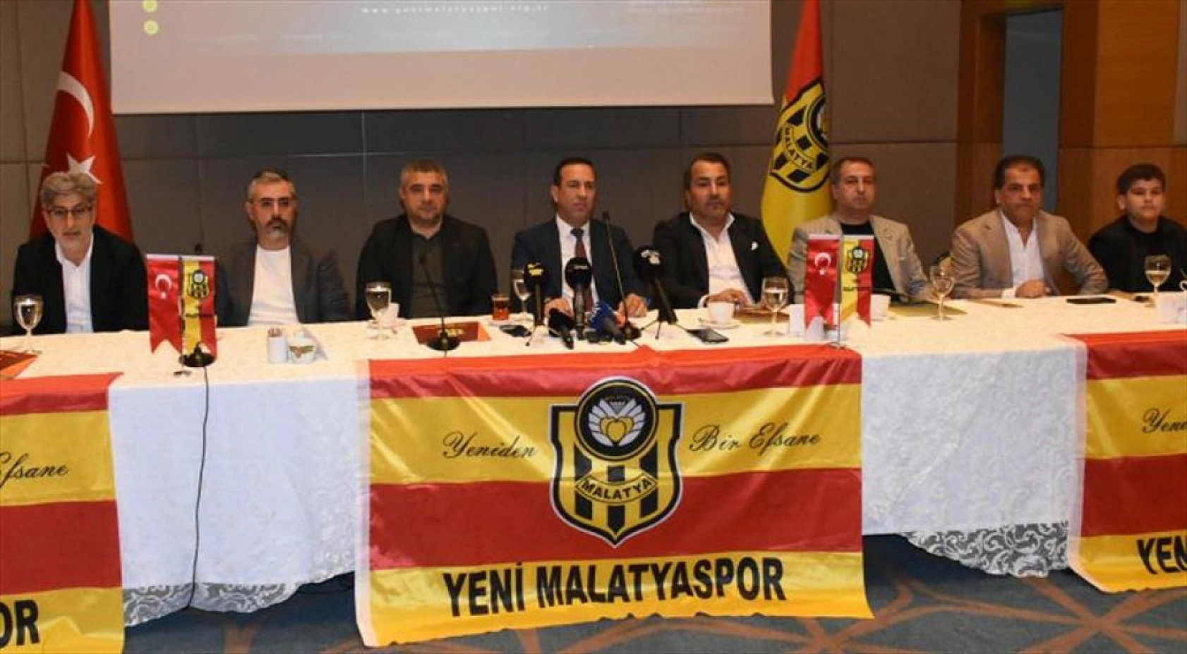 Malatyaspor'da Birlik Çağrısı: Şanlıurfa'da Tarihi Destek!