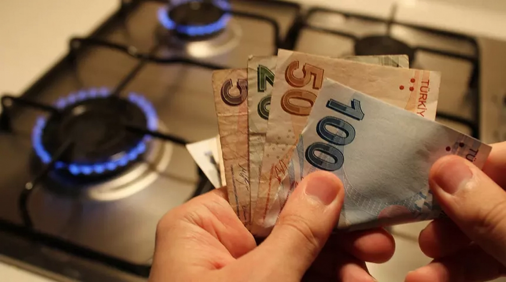 Bakan Bayraktar Açıkladı: Elektrik ve Doğal Gazda Nakdi Destek Başlıyor