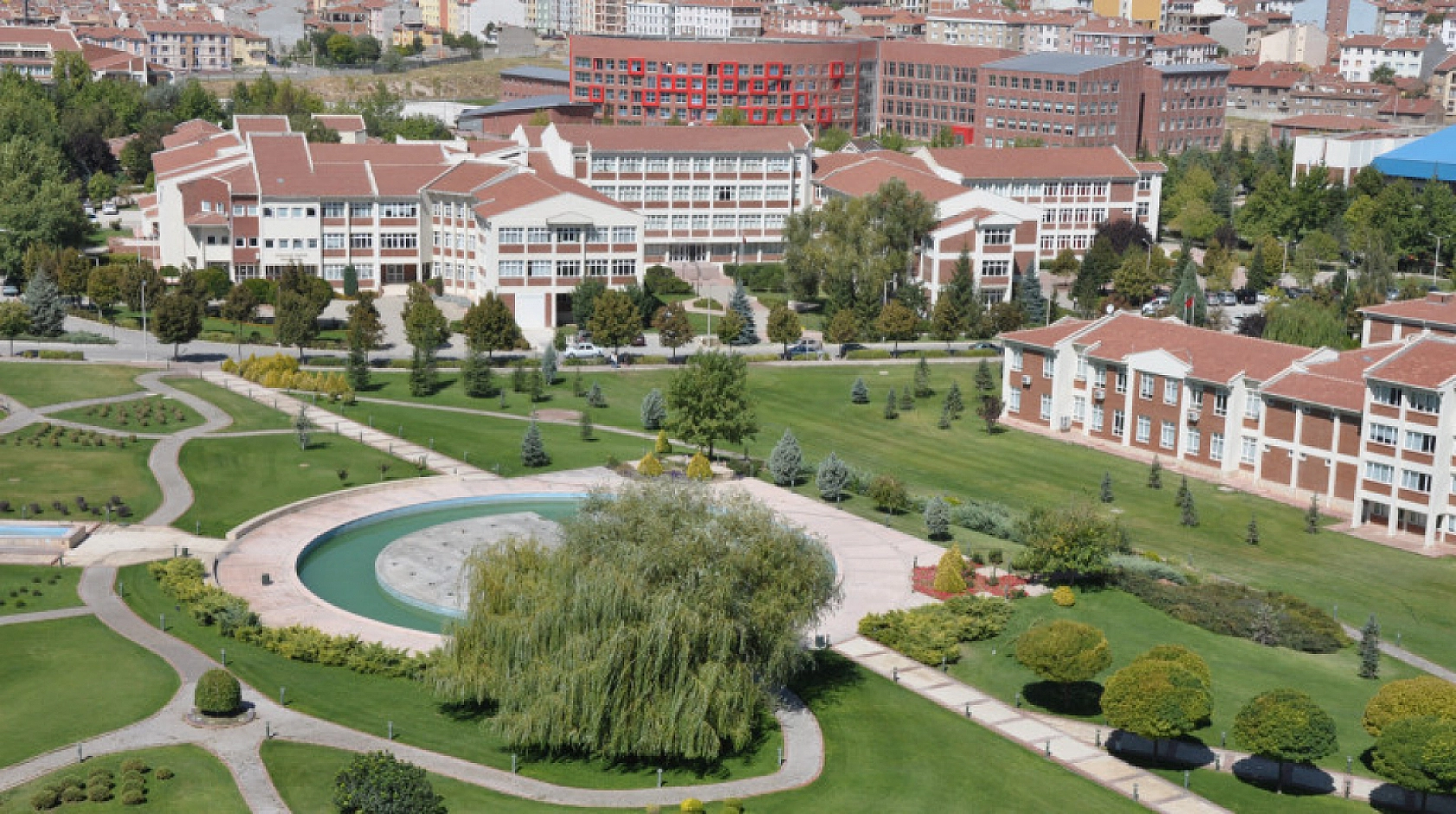 Türkiye'nin En İyi Üniversiteleri Açıklandı!