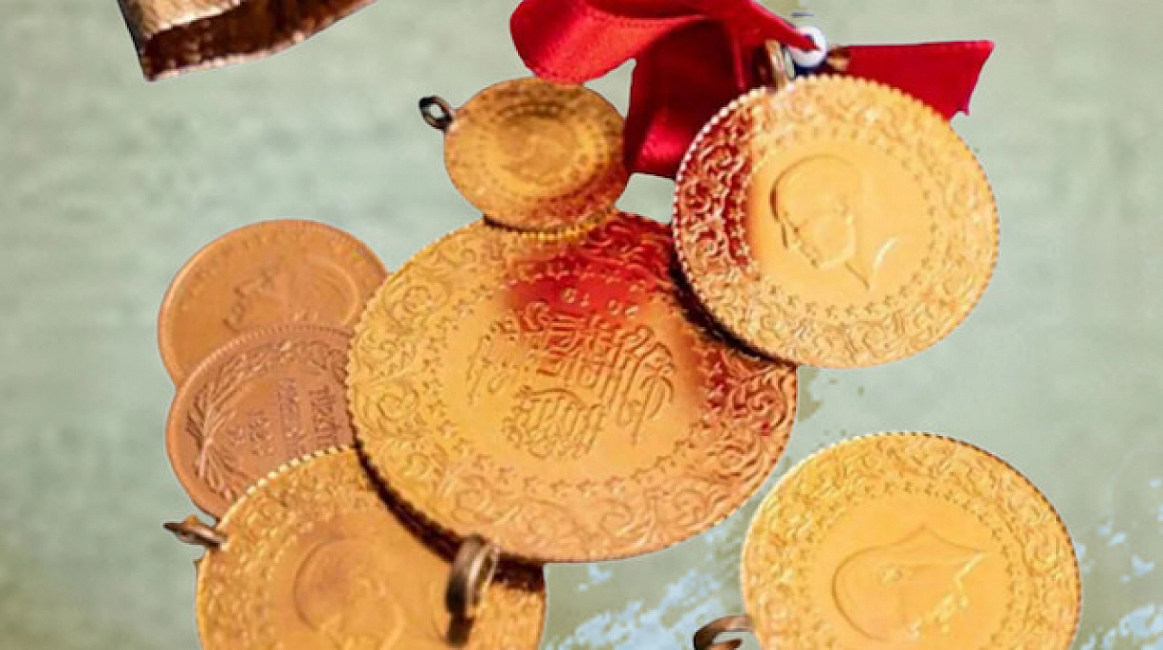 2025 Yılının İlk Gününde Altın Fiyatları Ne Durumda? Altın Yeni Yıla Nasıl Başladı?