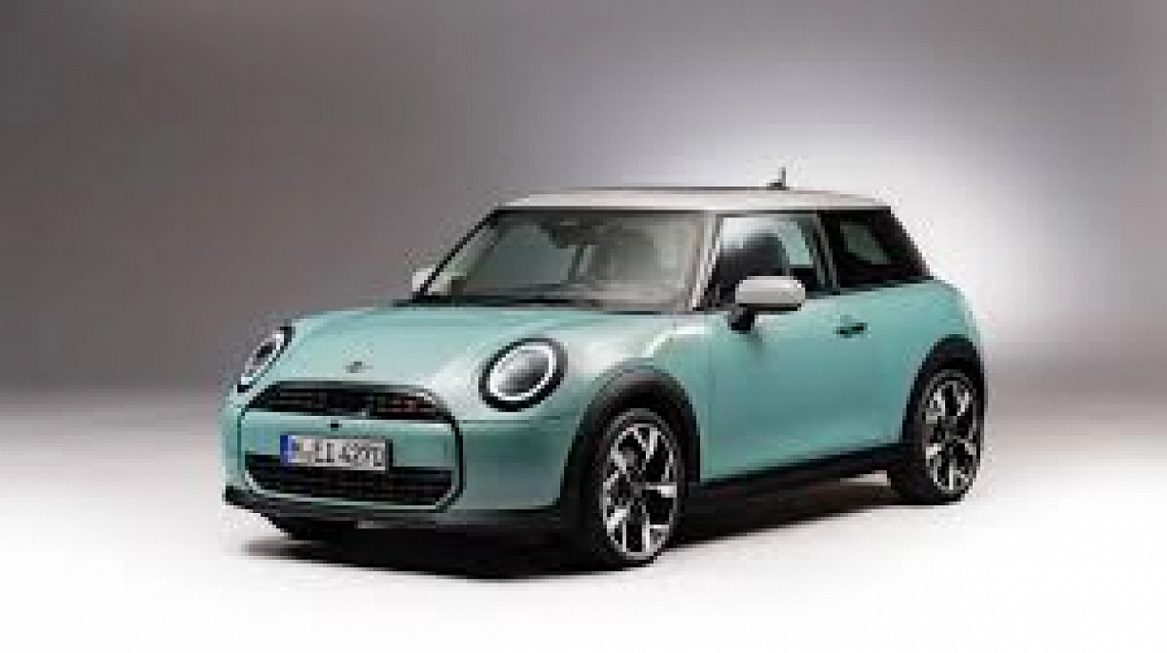 2025'in Trend Araçları Belli Oldu: Renault, Toyota ve Fiat Zirveye Oturdu…