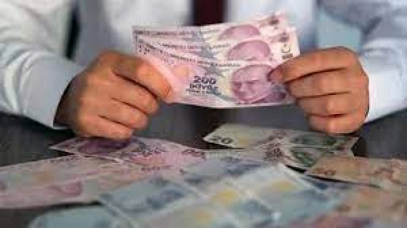 Zam talebi dudak uçuklattı: Memur-Sen yüzde 88 artış istedi