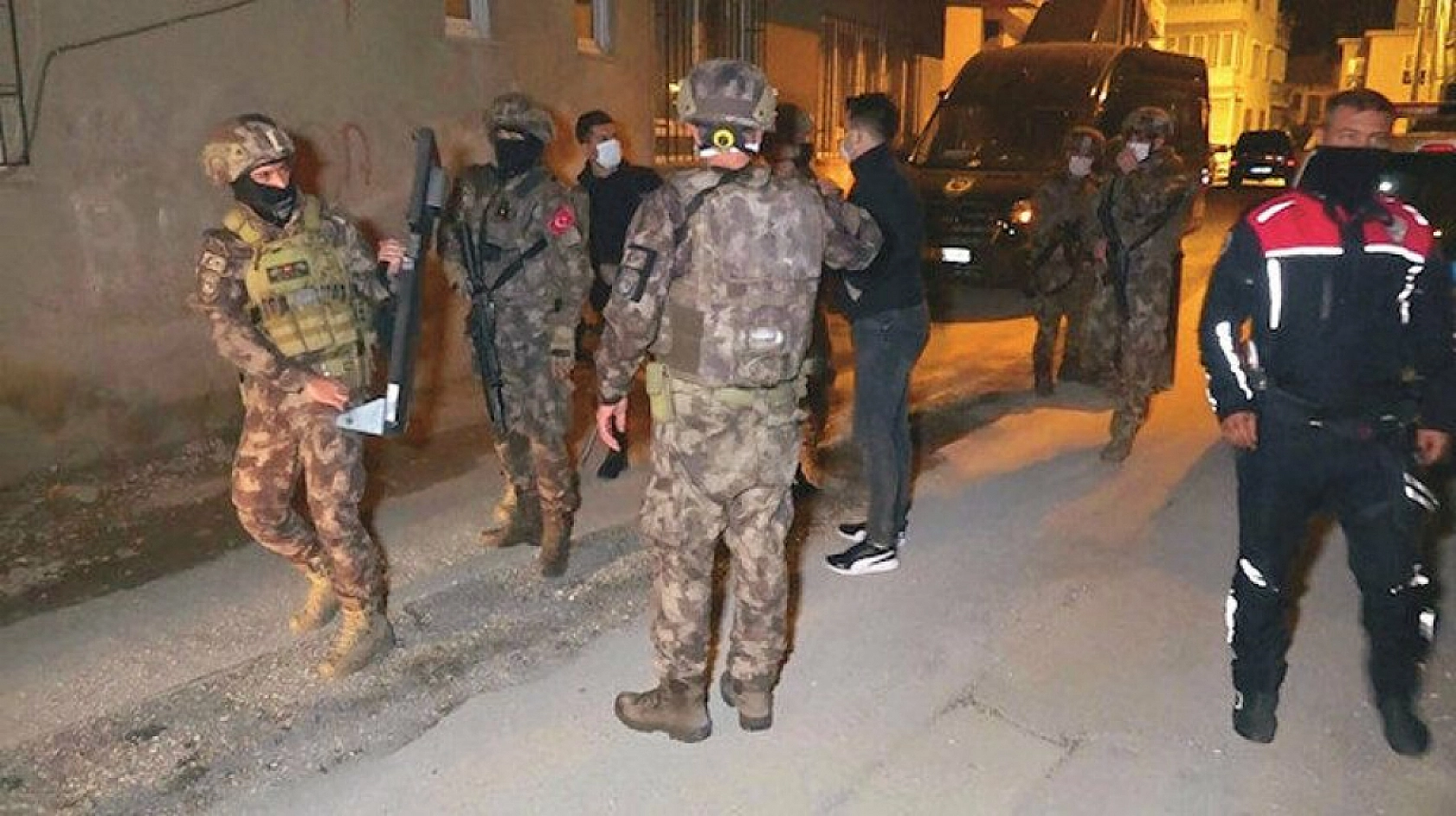 Malatya'da FETÖ Şüphelilerine Şafak Operasyonu: 56 Kişi Tutuklandı…