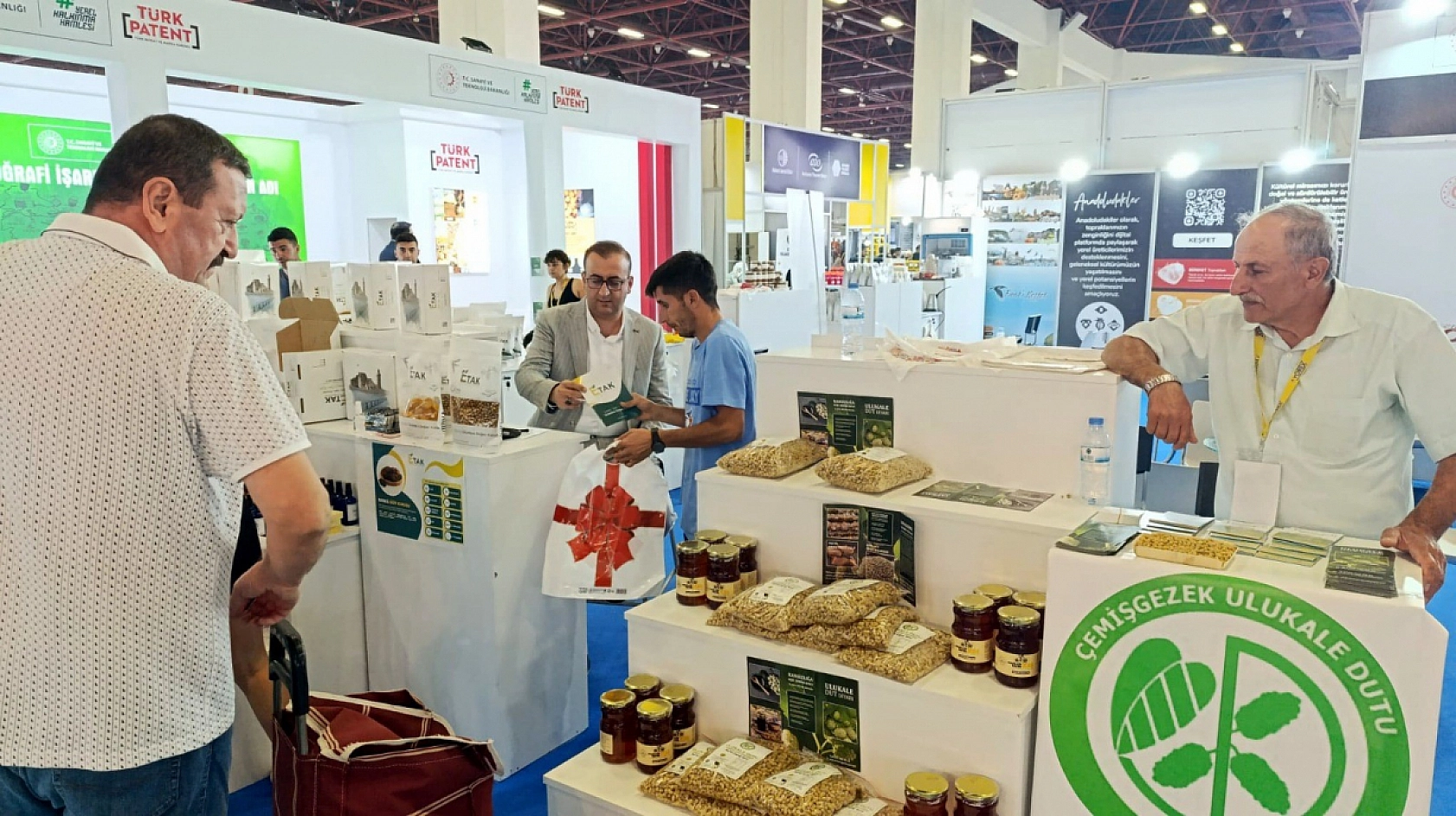 Malatya'nın Coğrafi İşaretli Lezzetleri Antalyalıların Damaklarını Şenlendirdi!