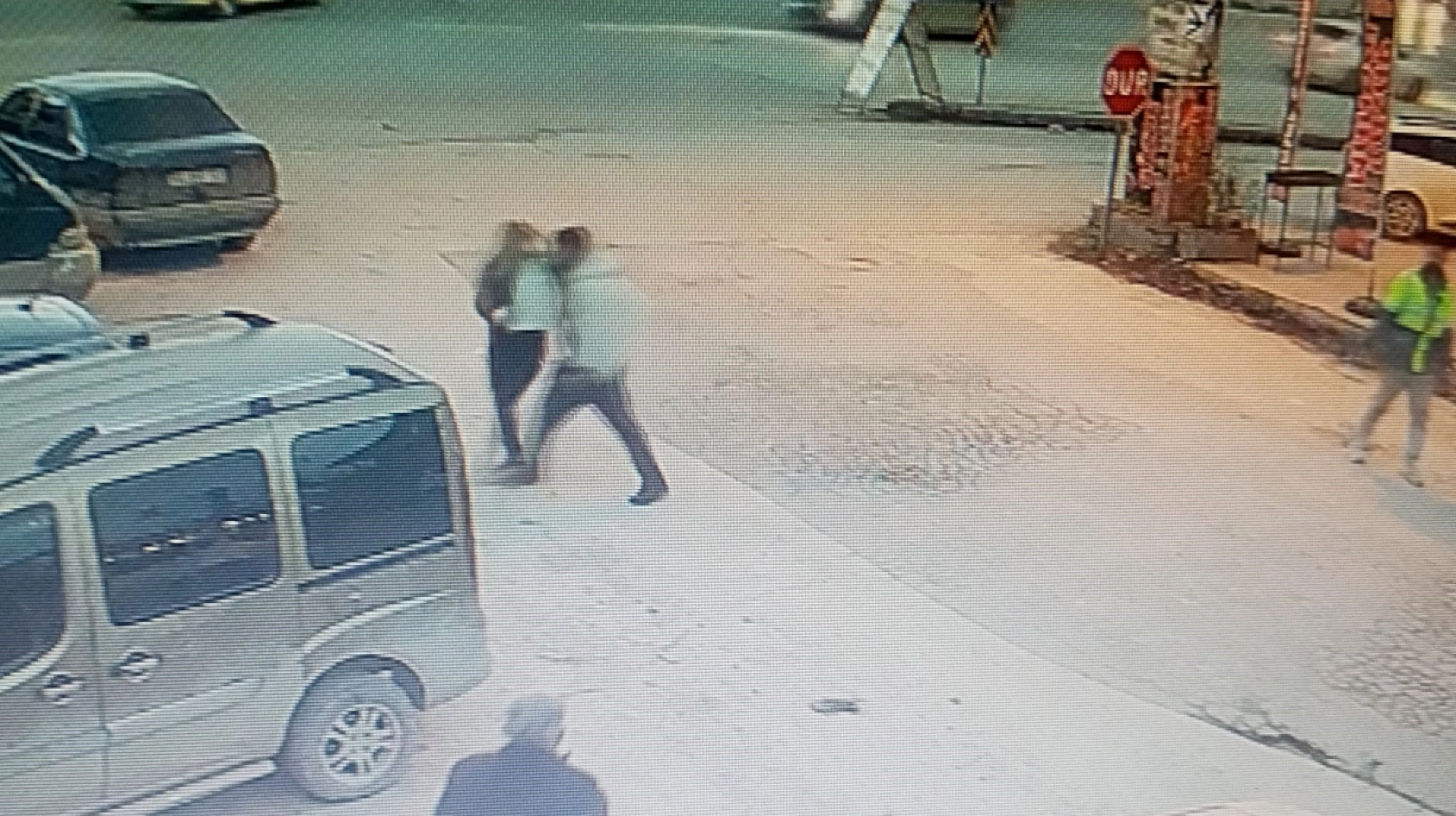 Malatya'da Sokakta Silahla Kadını Tehdit Eden Şüpheli Tutuklandı