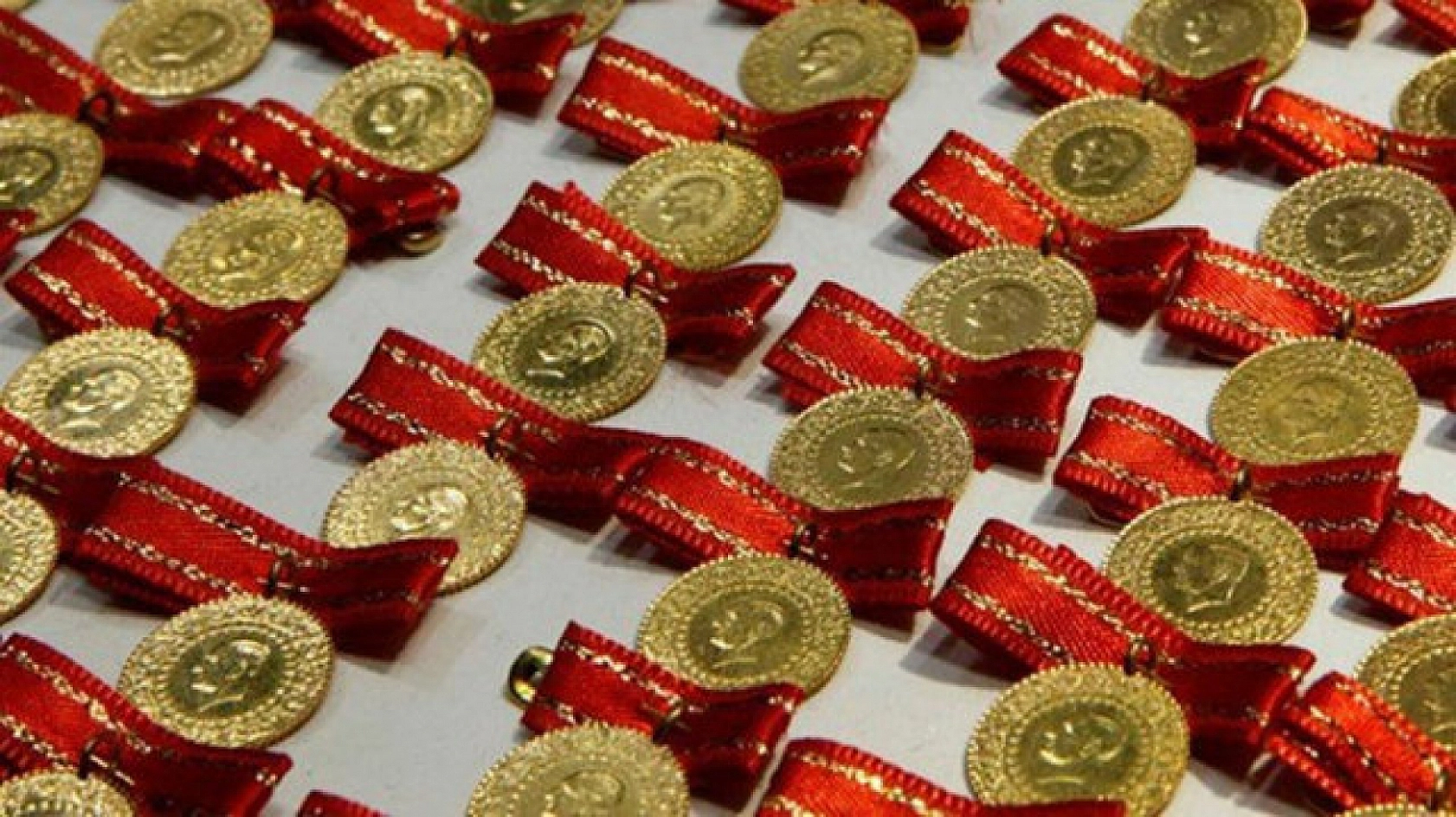 Malatya'da altın yeni haftaya yükselişle başladı | Çeyrek altın rekora koşuyor...