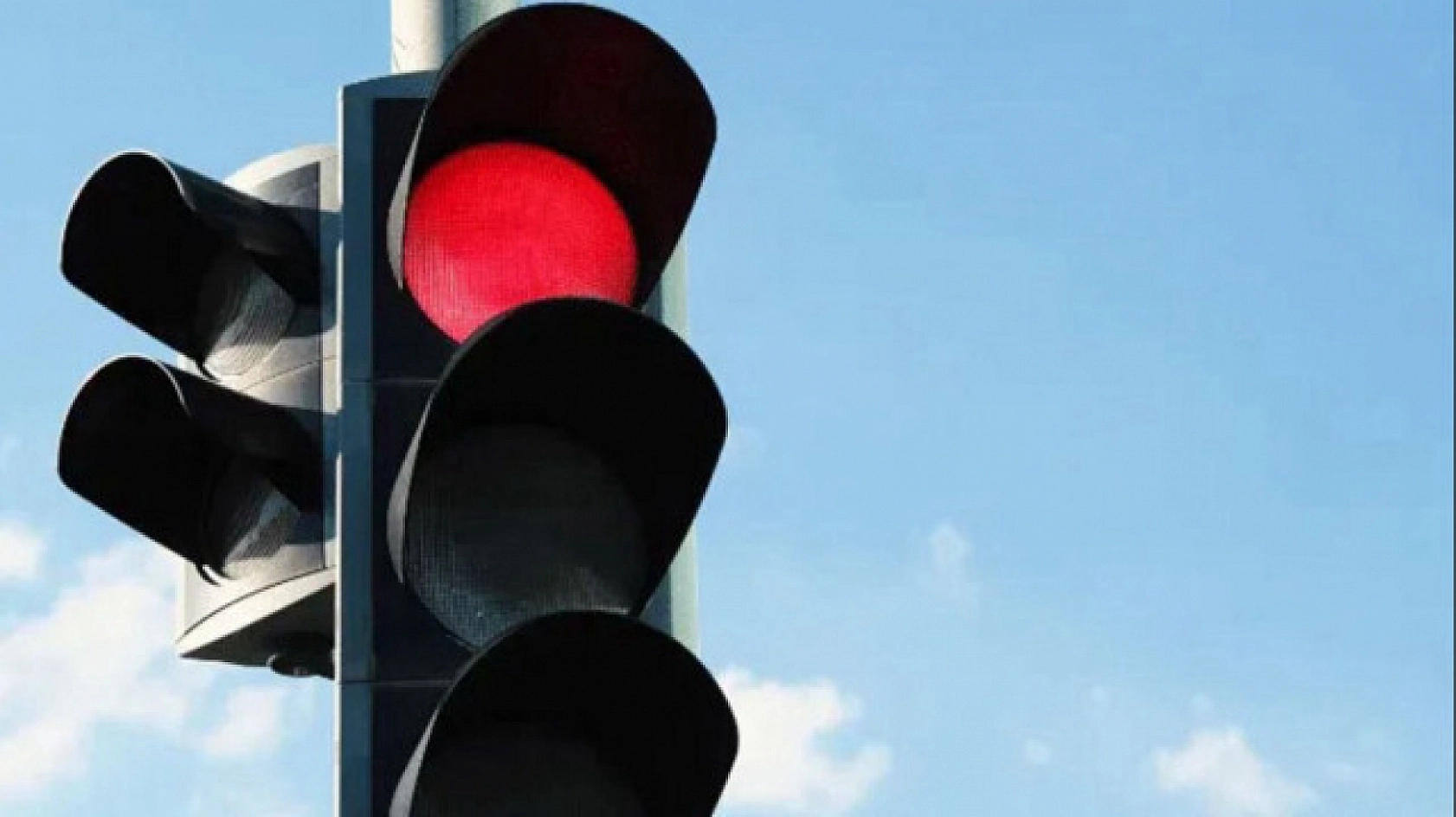 Trafik cezaları 2026'da cep yakacak: Yeni yıl zamları yürürlüğe girdi