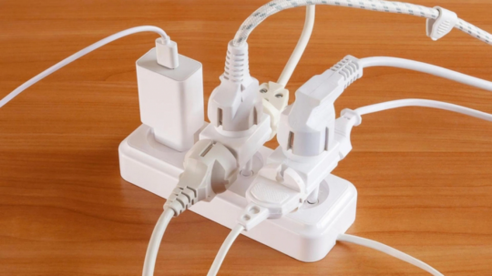 Malatyalılar Dikkat! Prizdeki Kıvılcımlar Yangına Dönüşebilir!