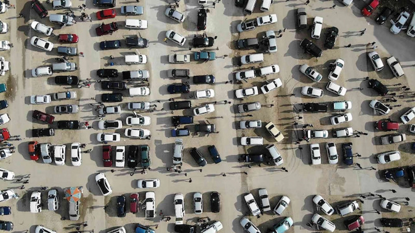 Vatandaşların Tercihi Değişmedi: Peki, Otomobilde Hangi Renkler Ön Plana Çıktı? İşte Detaylar…