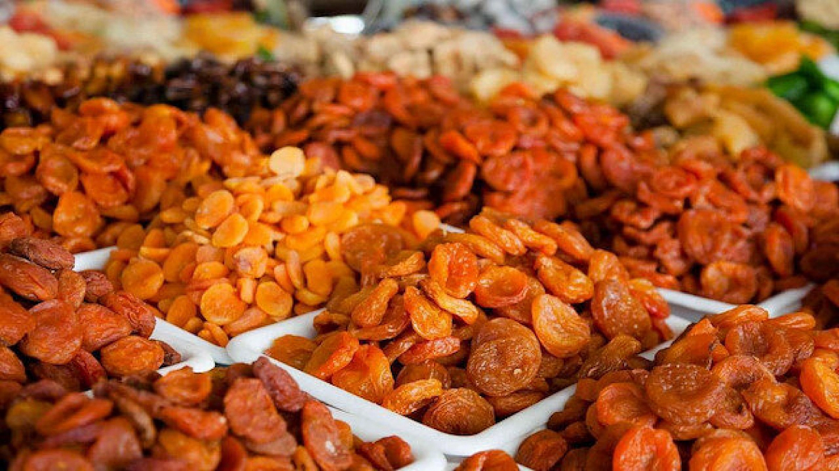 Kuru Kayısı Fiyatı Şaşırttı: Bu Defa Marketler Değil Üretici Kazandı!