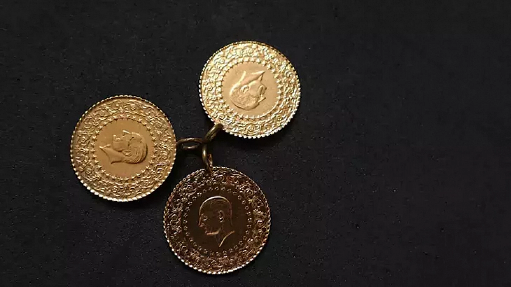 Altın fiyatları haftaya rekorla başladı: Gram altın 8 bin olabilir