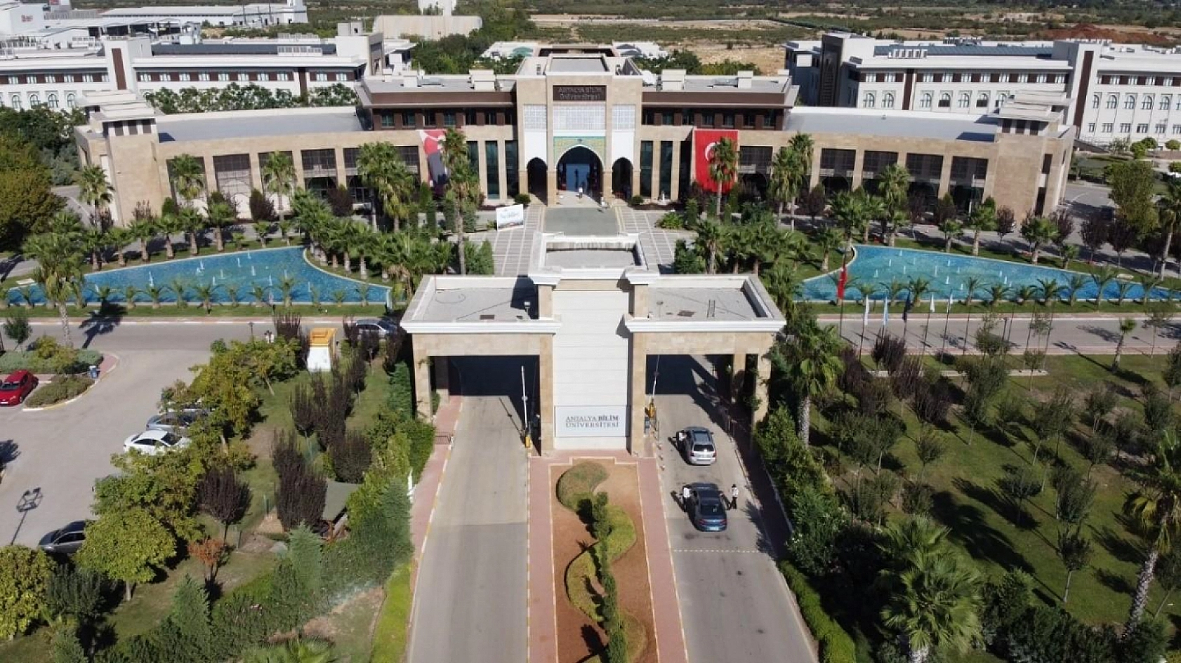 Türkiye'nin En İyi Üniversiteleri Açıklandı!