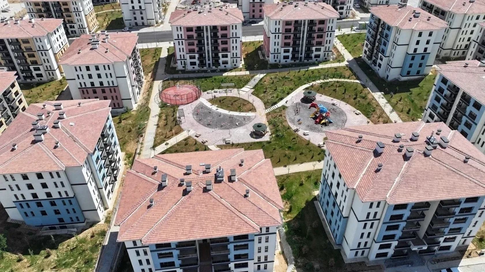 Hak Sahiplerine Müjde: 27 Bin Konutun Teslim Edileceği Tarih Netleşiyor!