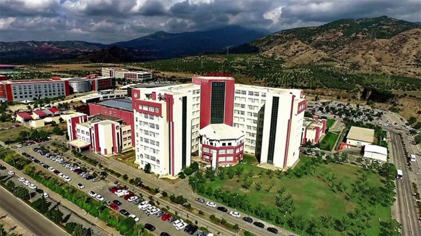 Türkiye'nin En İyi Üniversiteleri Açıklandı!